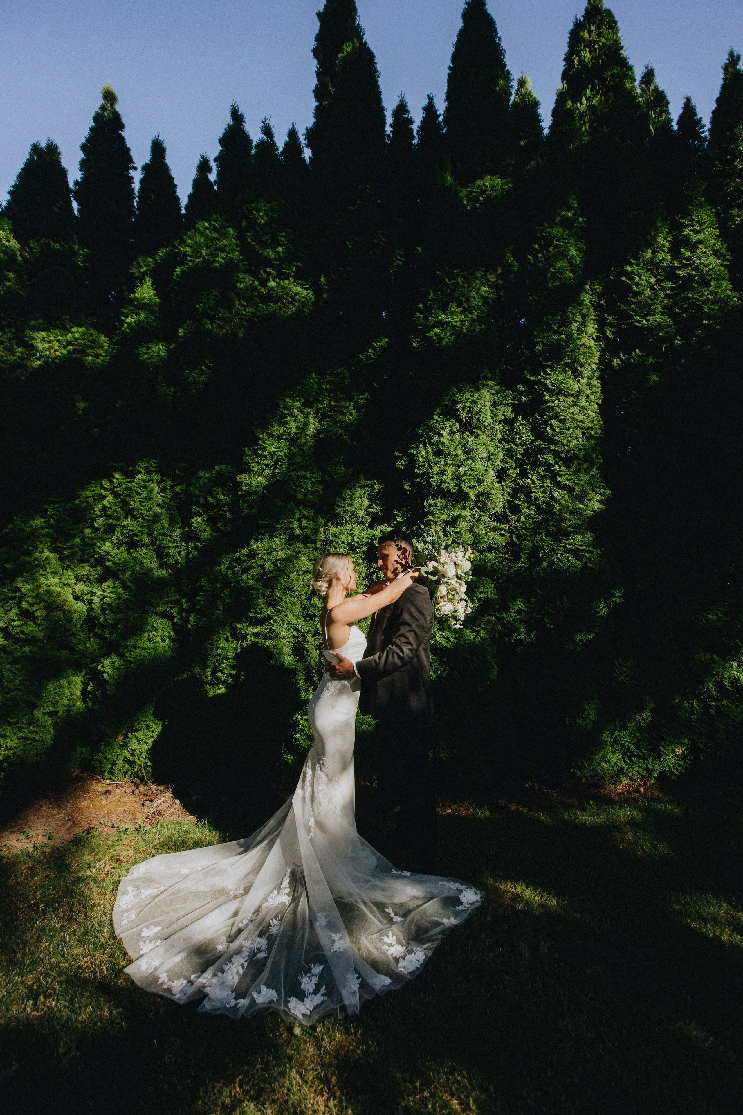 Brook & Richard's Wedding in Portland Oregon| Captured by Georgy Shishkin, Professional Wedding Photographer Seattle, Bend & Oregon Coast. Capturing Love in the Heart of the Pacific Northwes