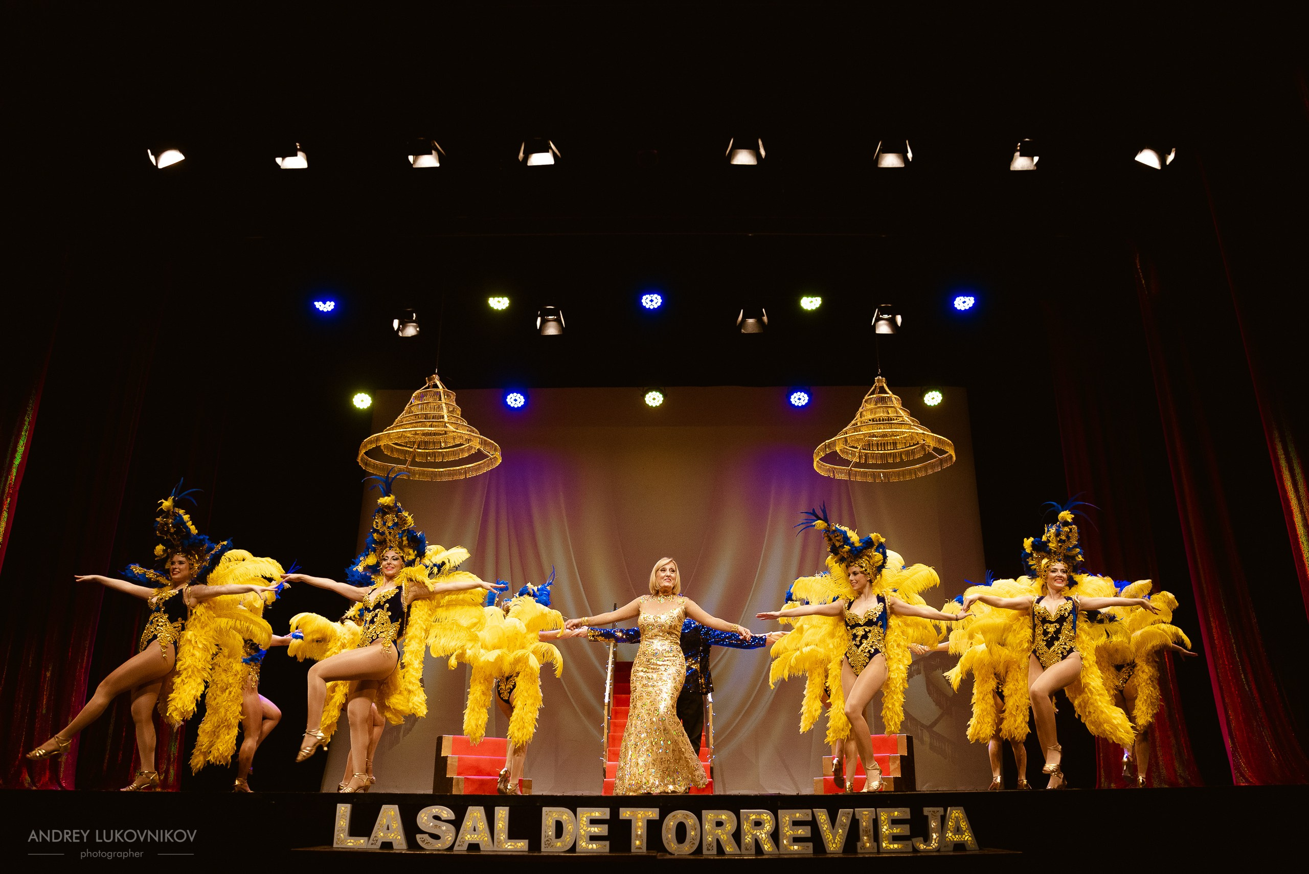 Reportaje fotográfico y rodaje entre bastidores del concierto de La Sal de Torrevieja en España