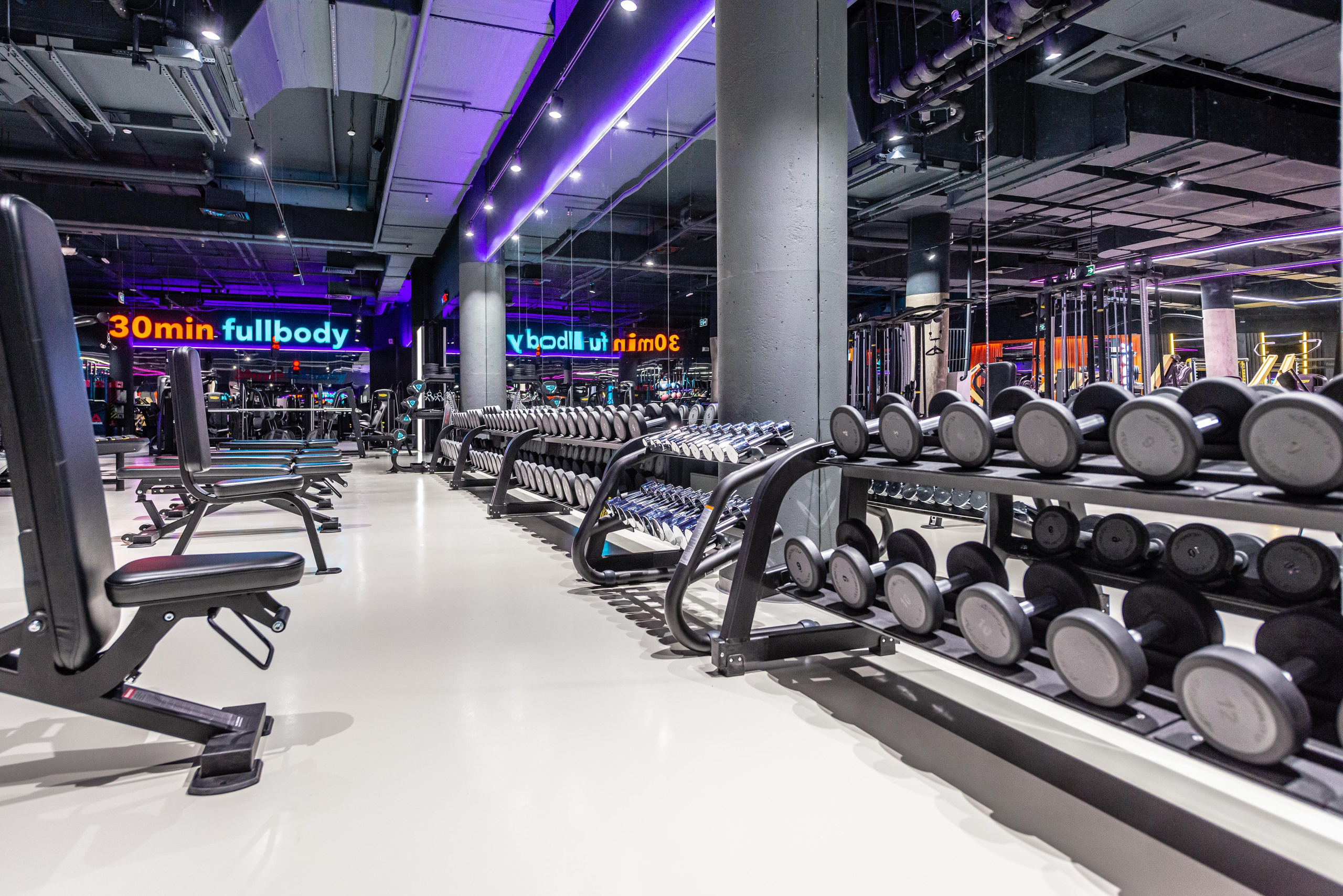 DDX Fitness в Место встречи Киргизия. ФОТОГРАФ МЕКСИКА КИНТАНА-РОО