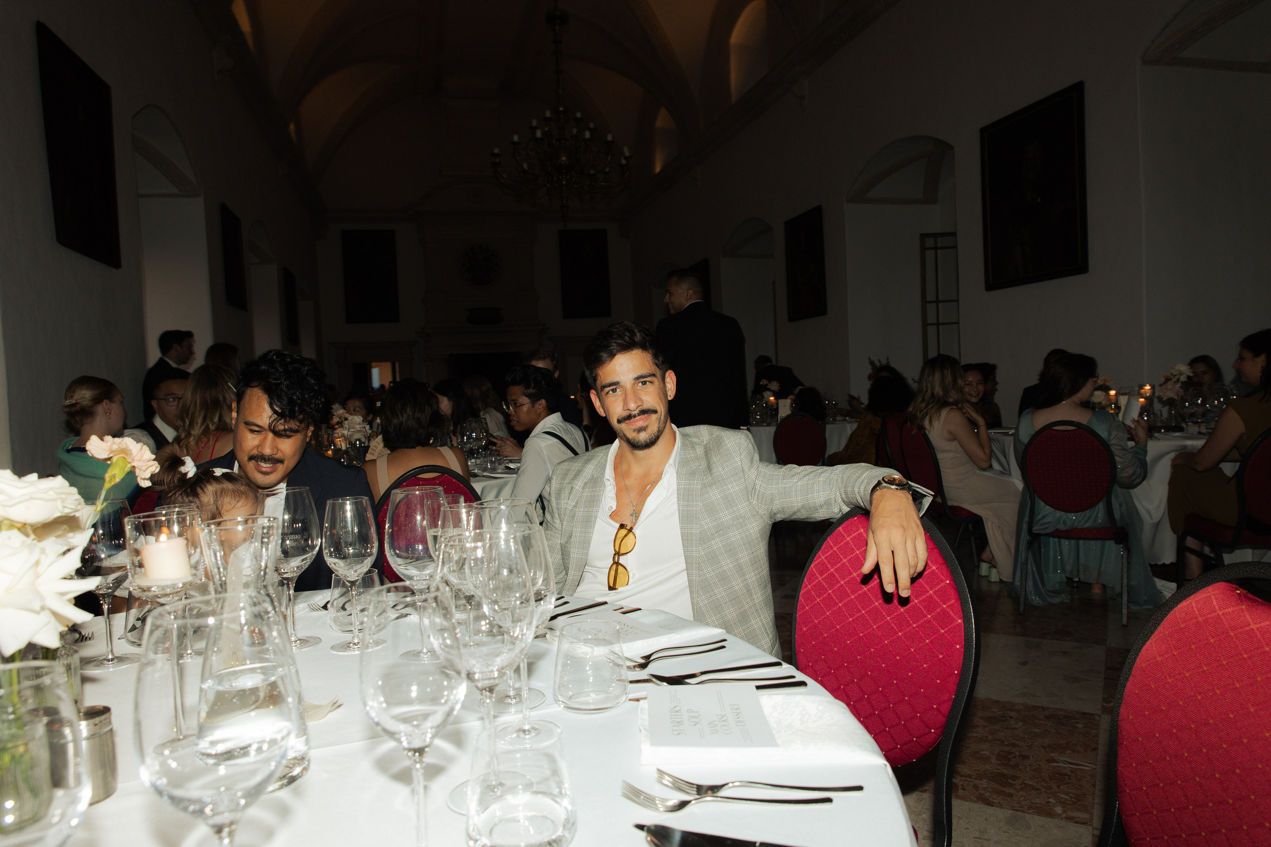 Elegant Castle Wedding in Austria | Alwin & Ruth’s Fairytale Celebration. Wedding photographer and videographer based in Timisoara, Romania