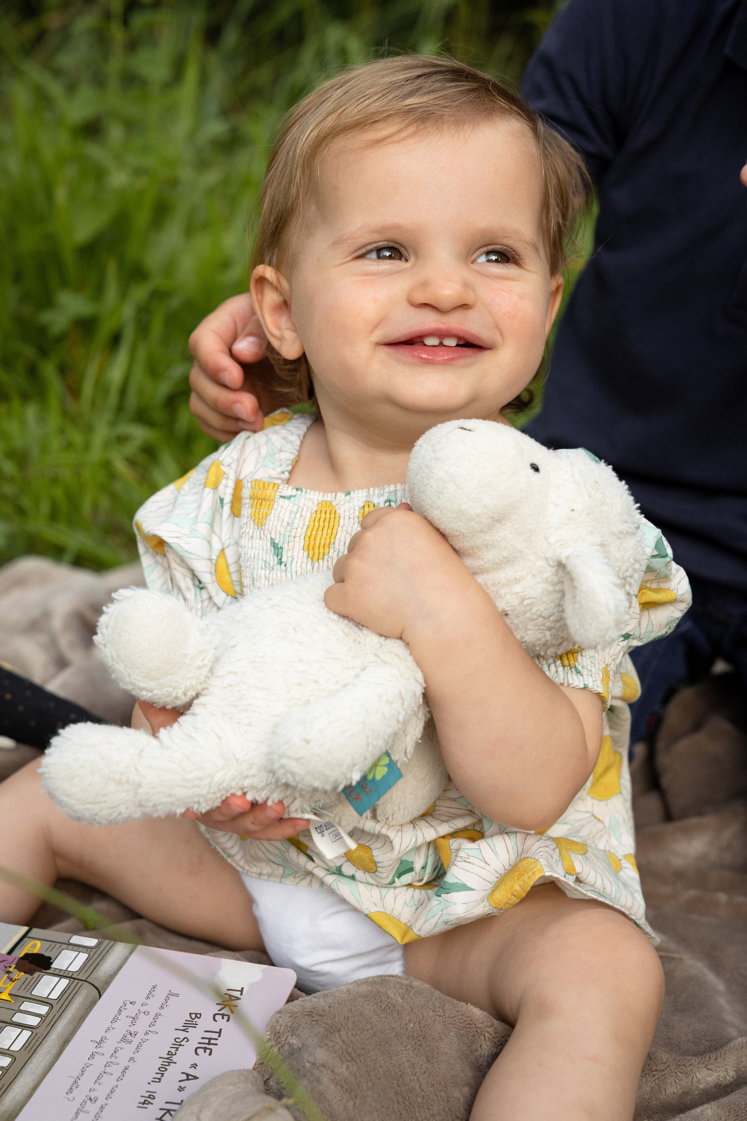 Séance photo de famille lifestyle à Toulouse. Eugénie Smirnova — photographe à Toulouse et dans le sud-ouest de la France