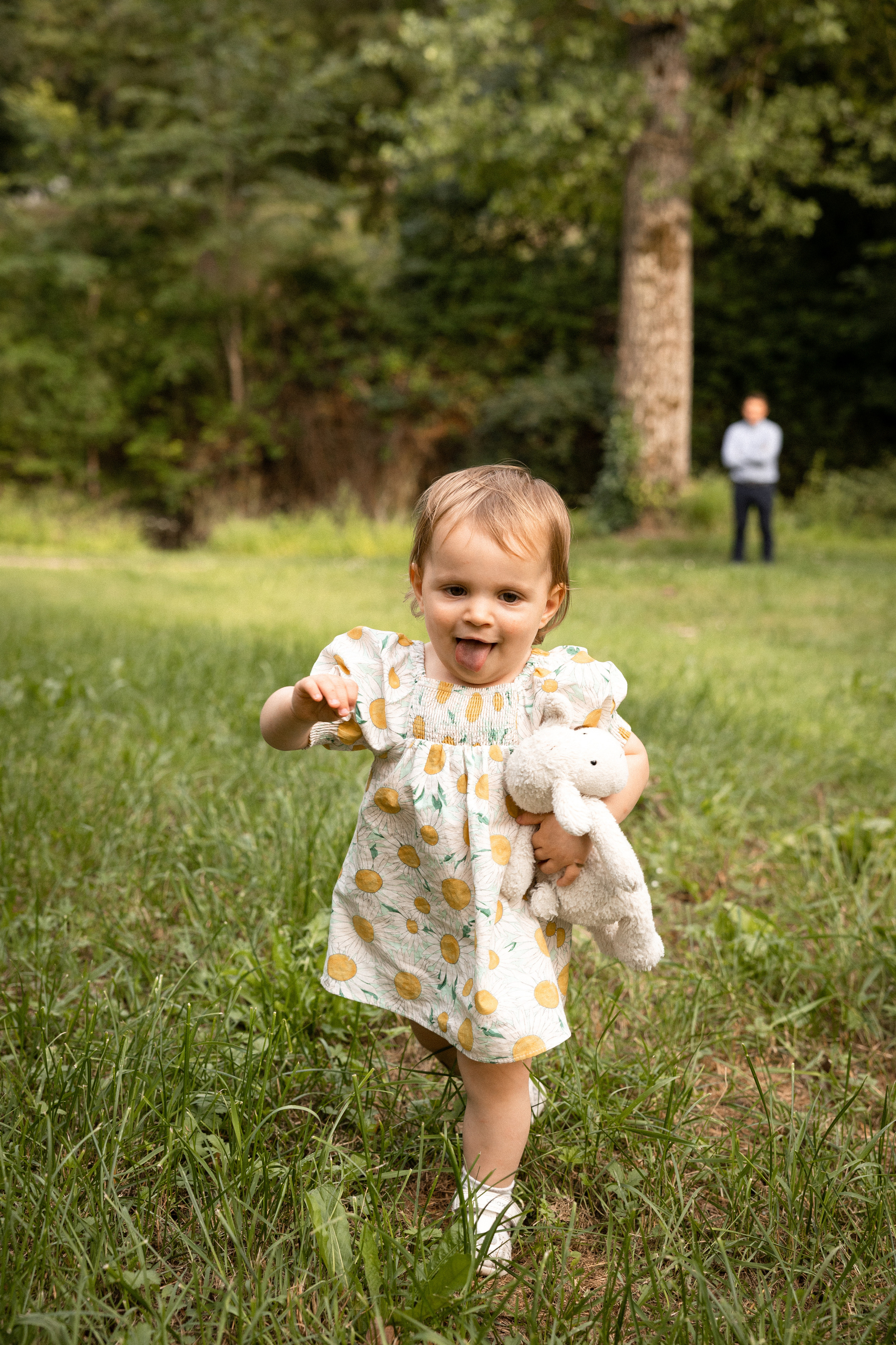 Séance photo de famille lifestyle à Toulouse. Eugénie Smirnova — photographe à Toulouse et dans le sud-ouest de la France