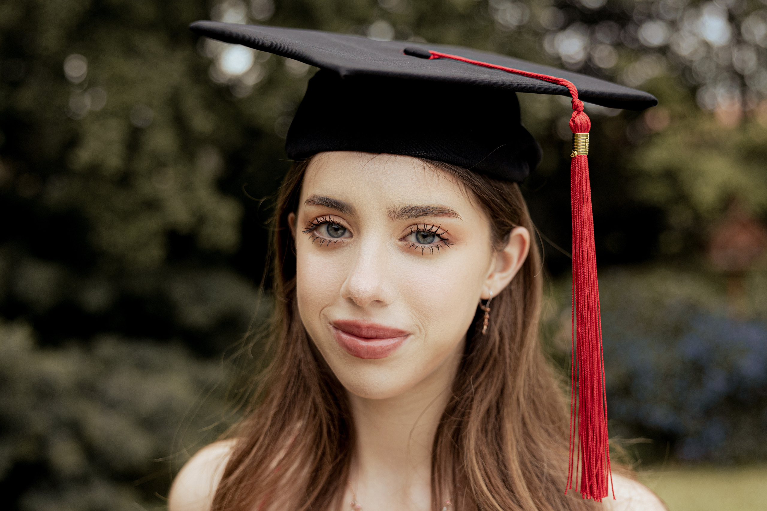 Graduation photosession in Toulouse. Eugénie Smirnova — photographe à Toulouse et dans le sud-ouest de la France