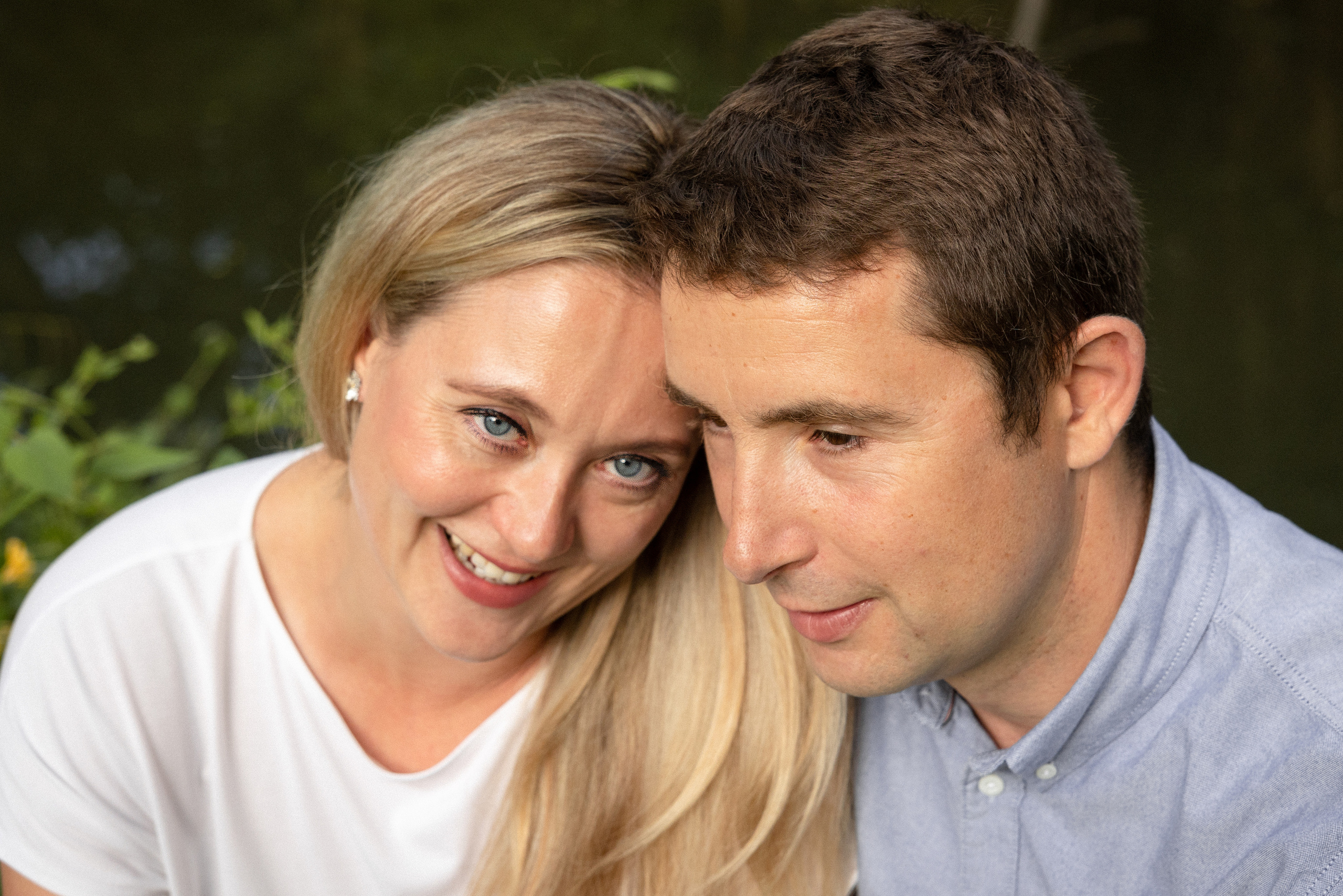 Séance photo de famille lifestyle à Toulouse. Eugénie Smirnova — photographe à Toulouse et dans le sud-ouest de la France