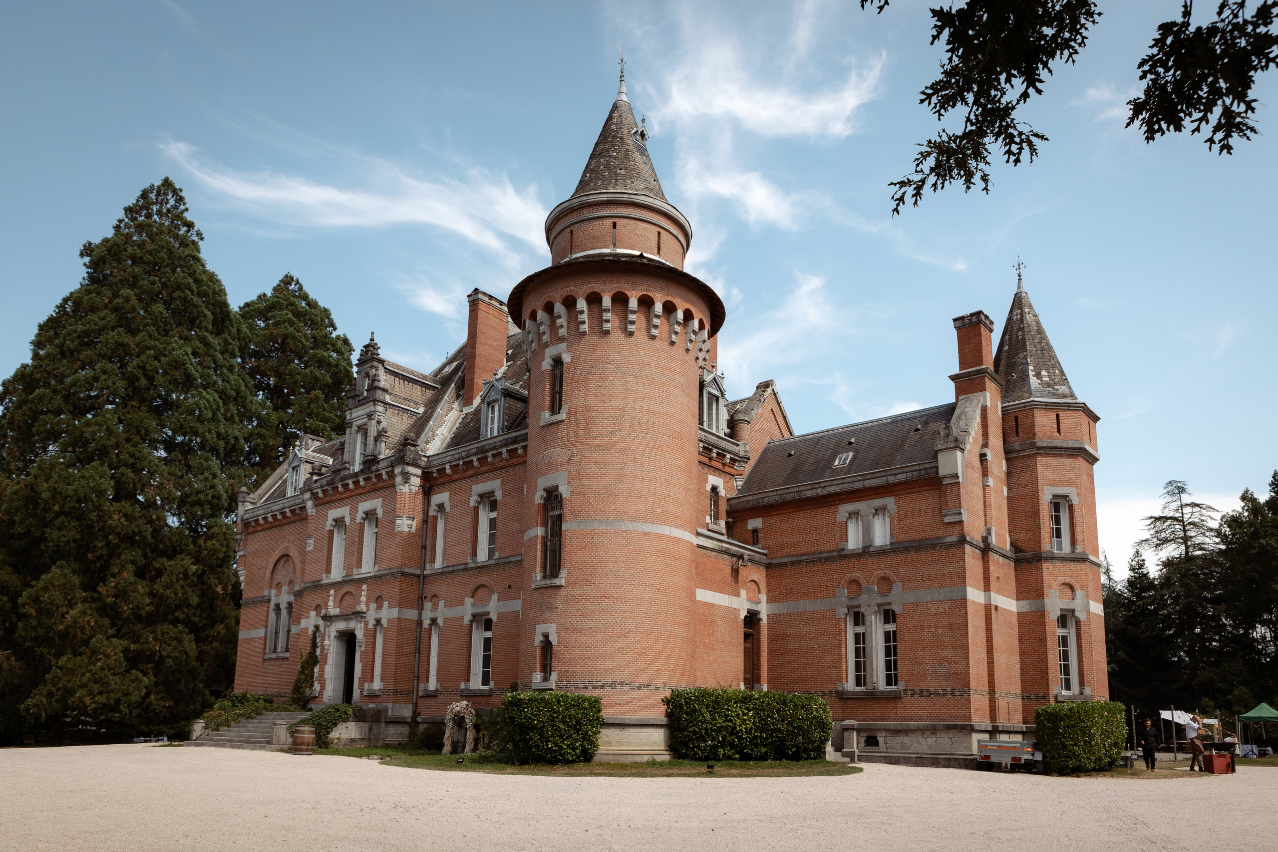 Wedding venues in South of France. Eugénie Smirnova — your photographer in Toulouse and southwest France