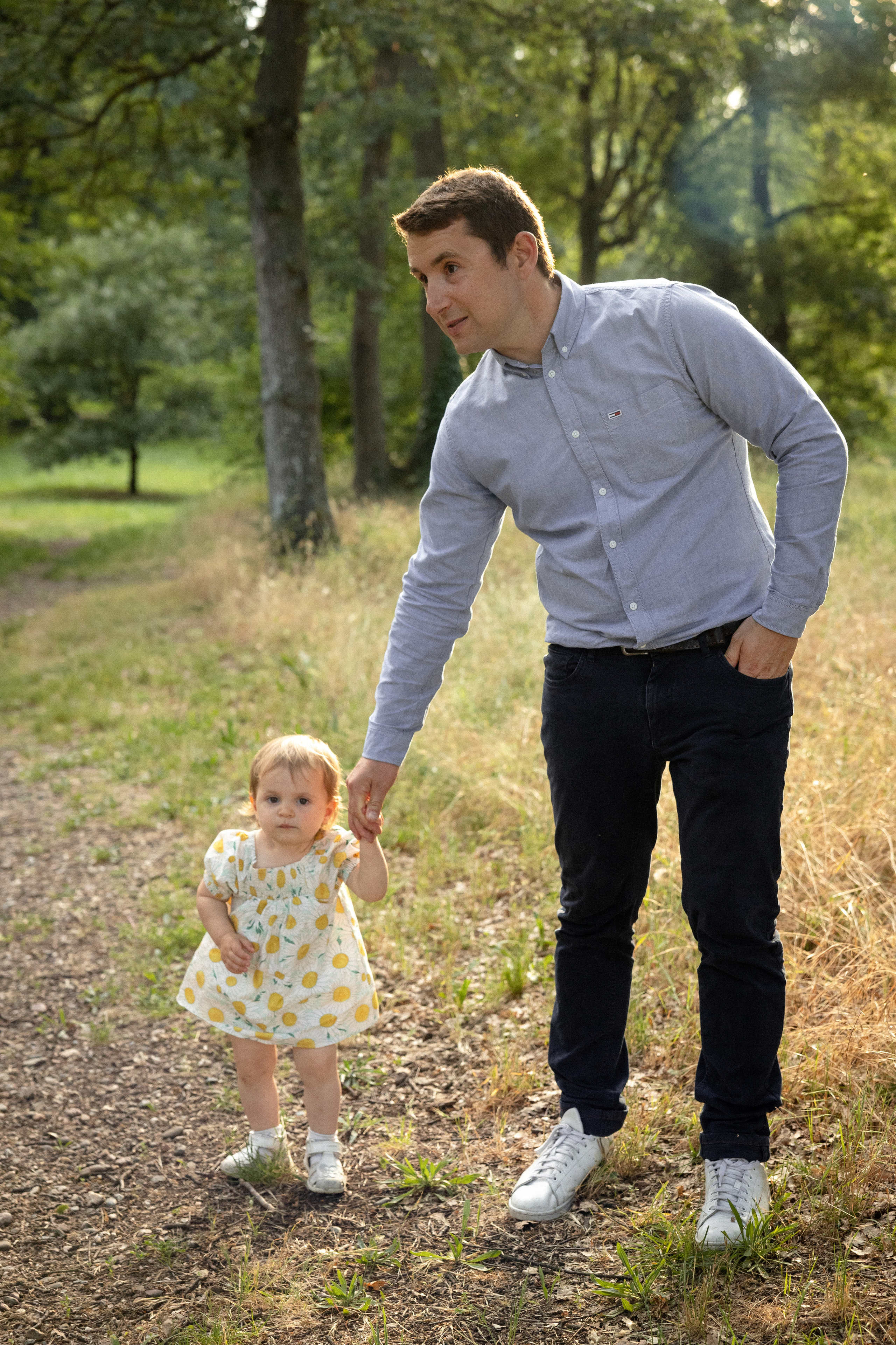 Séance photo de famille lifestyle à Toulouse. Eugénie Smirnova — photographe à Toulouse et dans le sud-ouest de la France