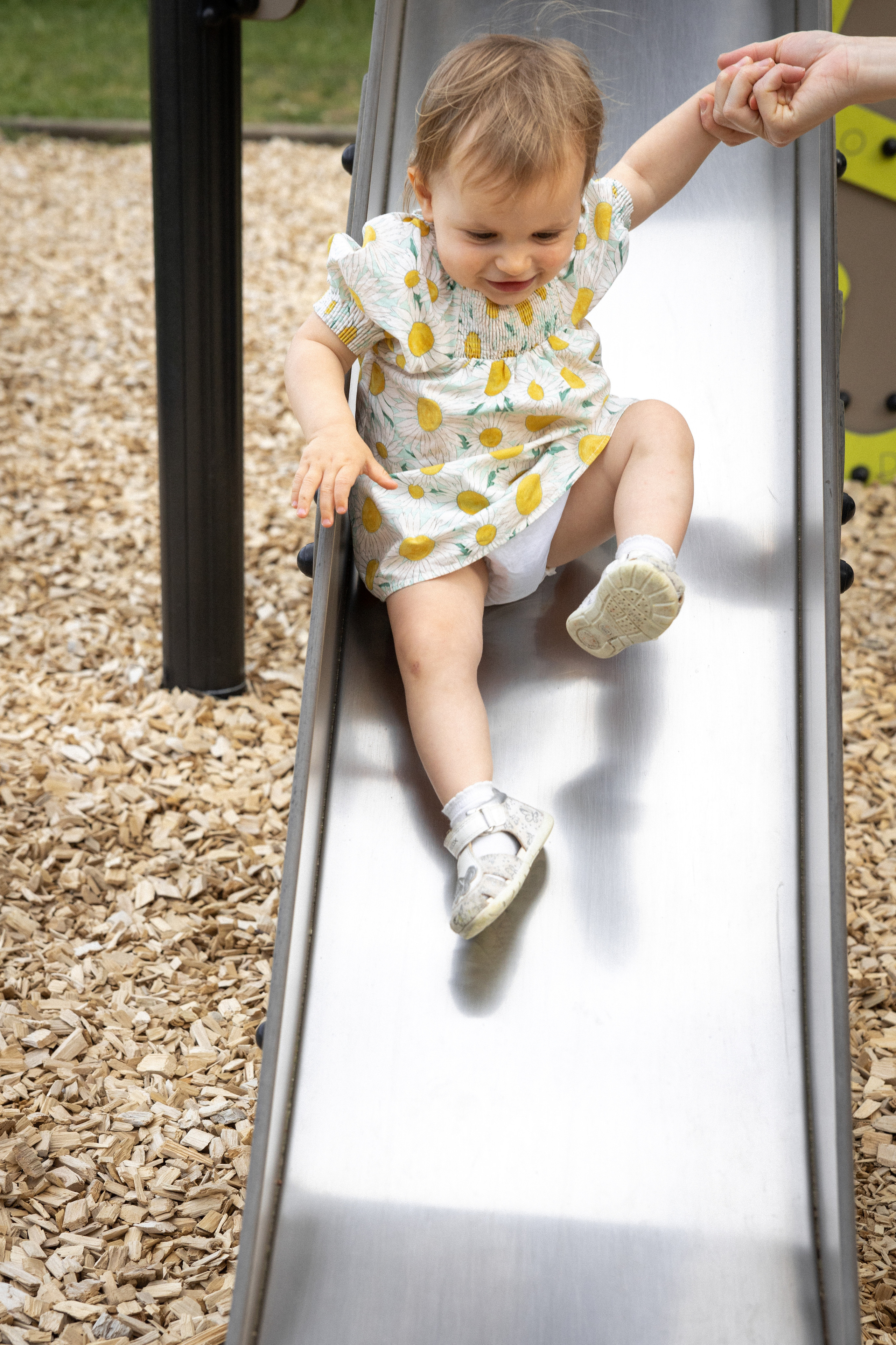 Séance photo de famille lifestyle à Toulouse. Eugénie Smirnova — photographe à Toulouse et dans le sud-ouest de la France