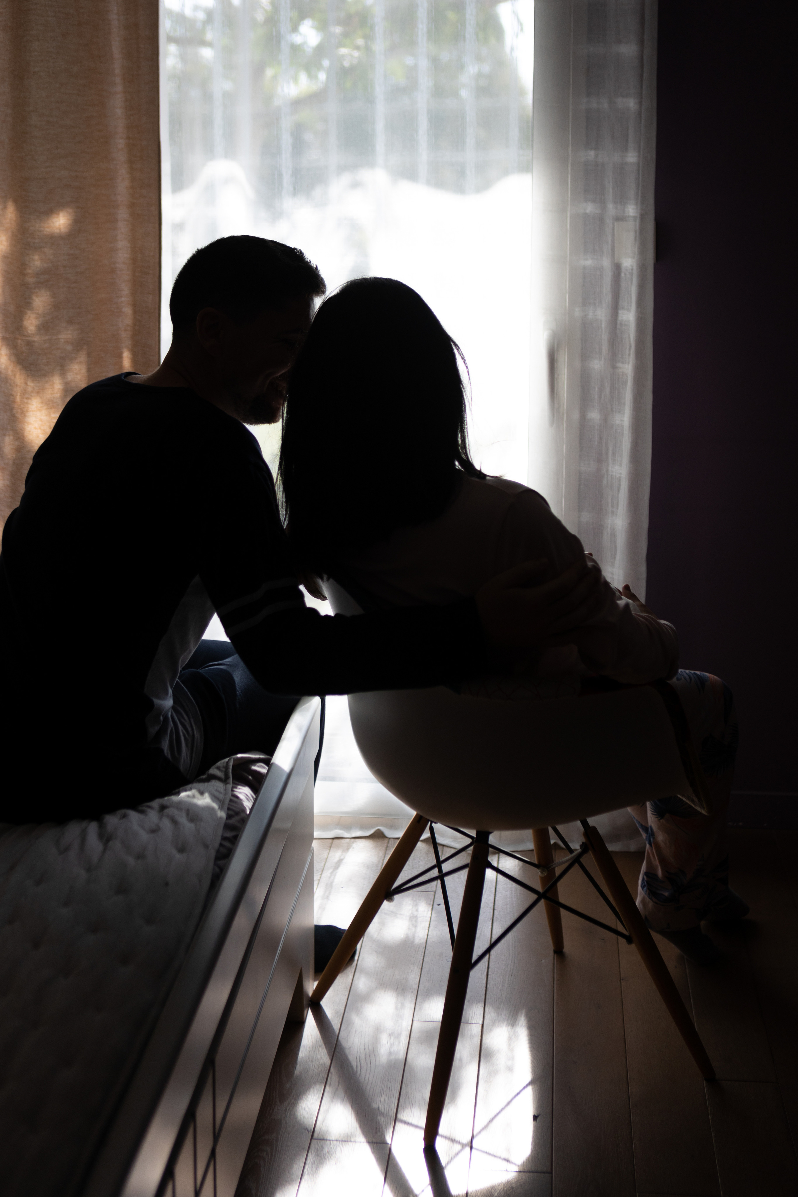 New born home photo session in Toulouse. Eugénie Smirnova — photographe à Toulouse et dans le sud-ouest de la France