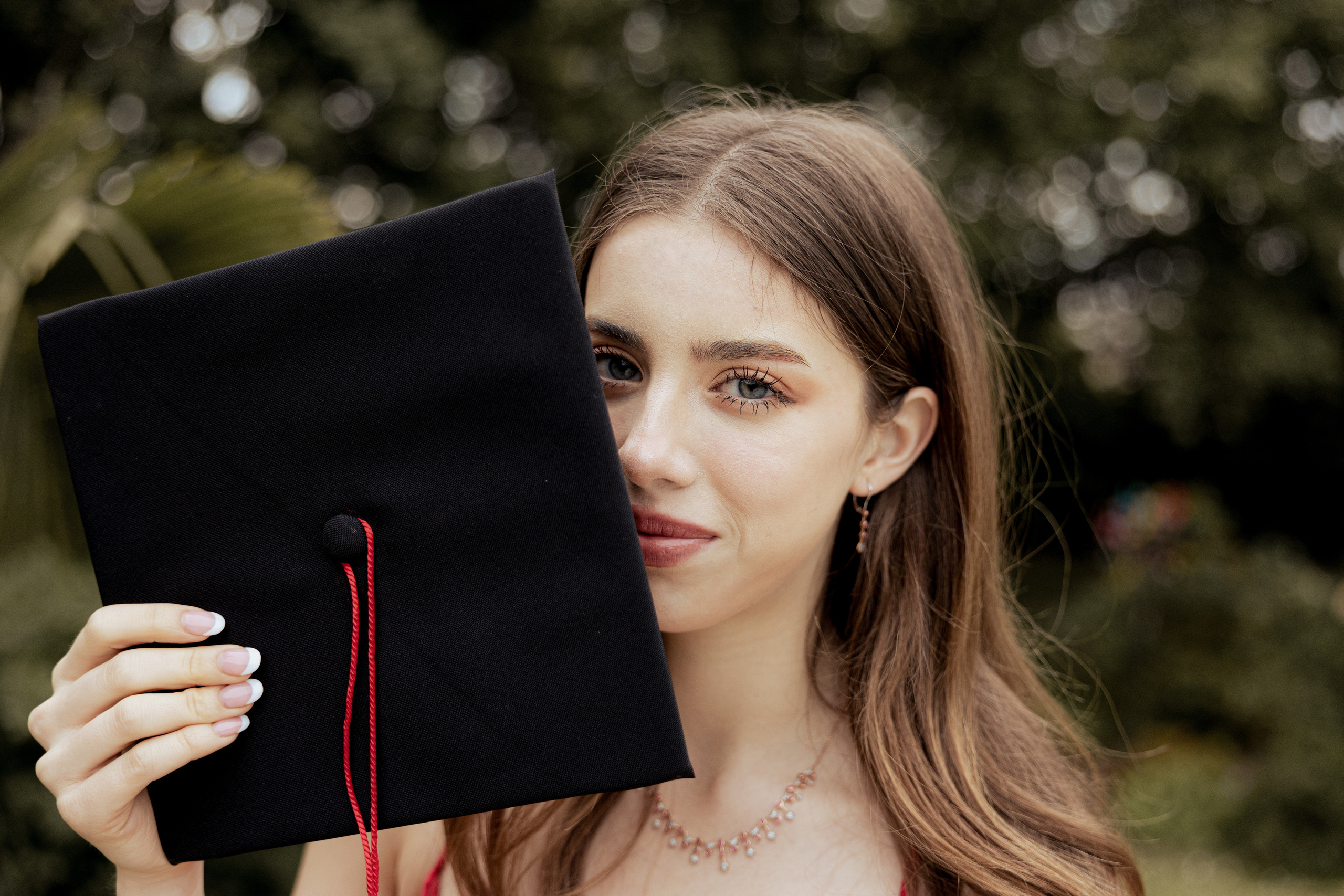 Graduation photosession in Toulouse. Eugénie Smirnova — photographe à Toulouse et dans le sud-ouest de la France