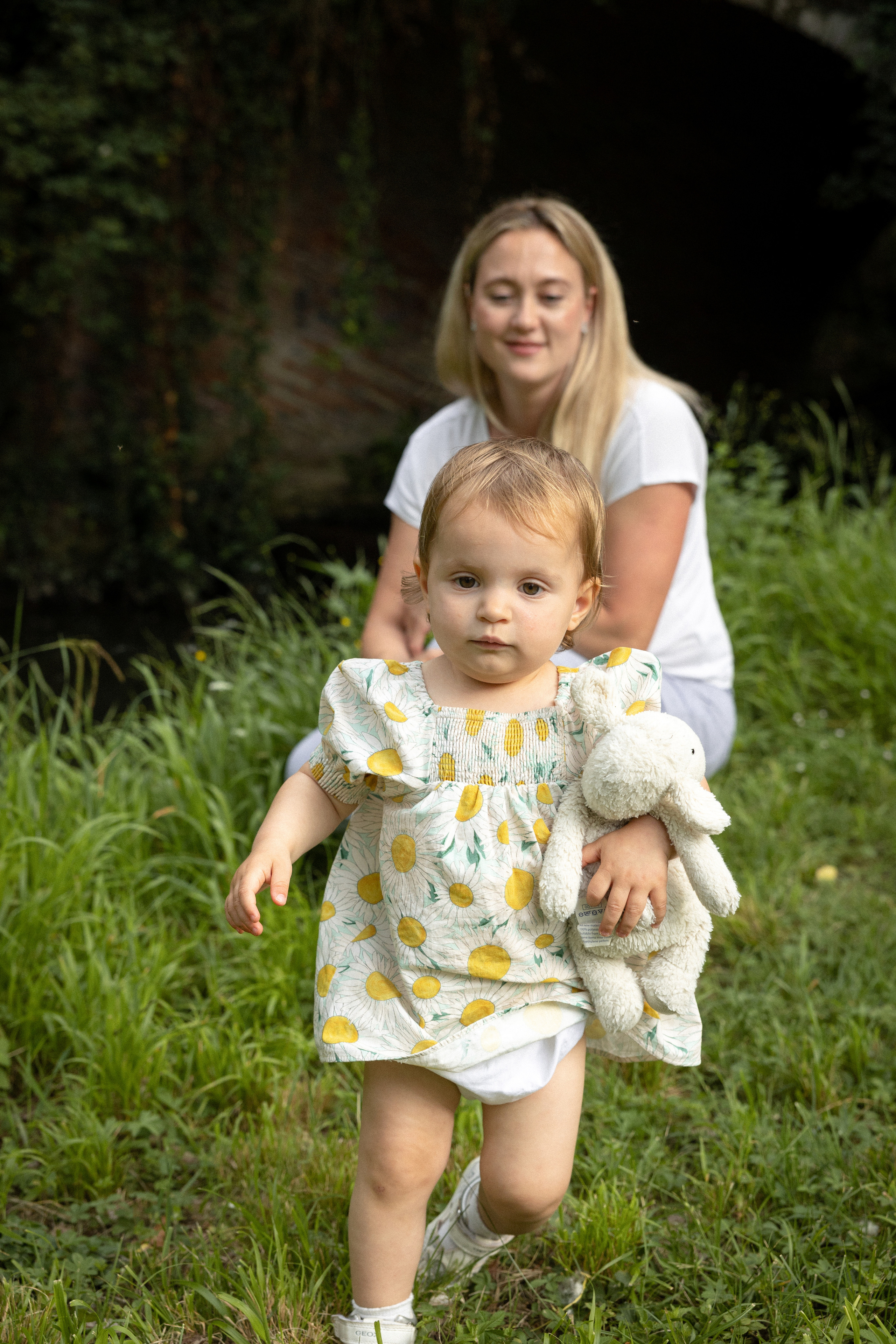 Séance photo de famille lifestyle à Toulouse. Eugénie Smirnova — photographe à Toulouse et dans le sud-ouest de la France