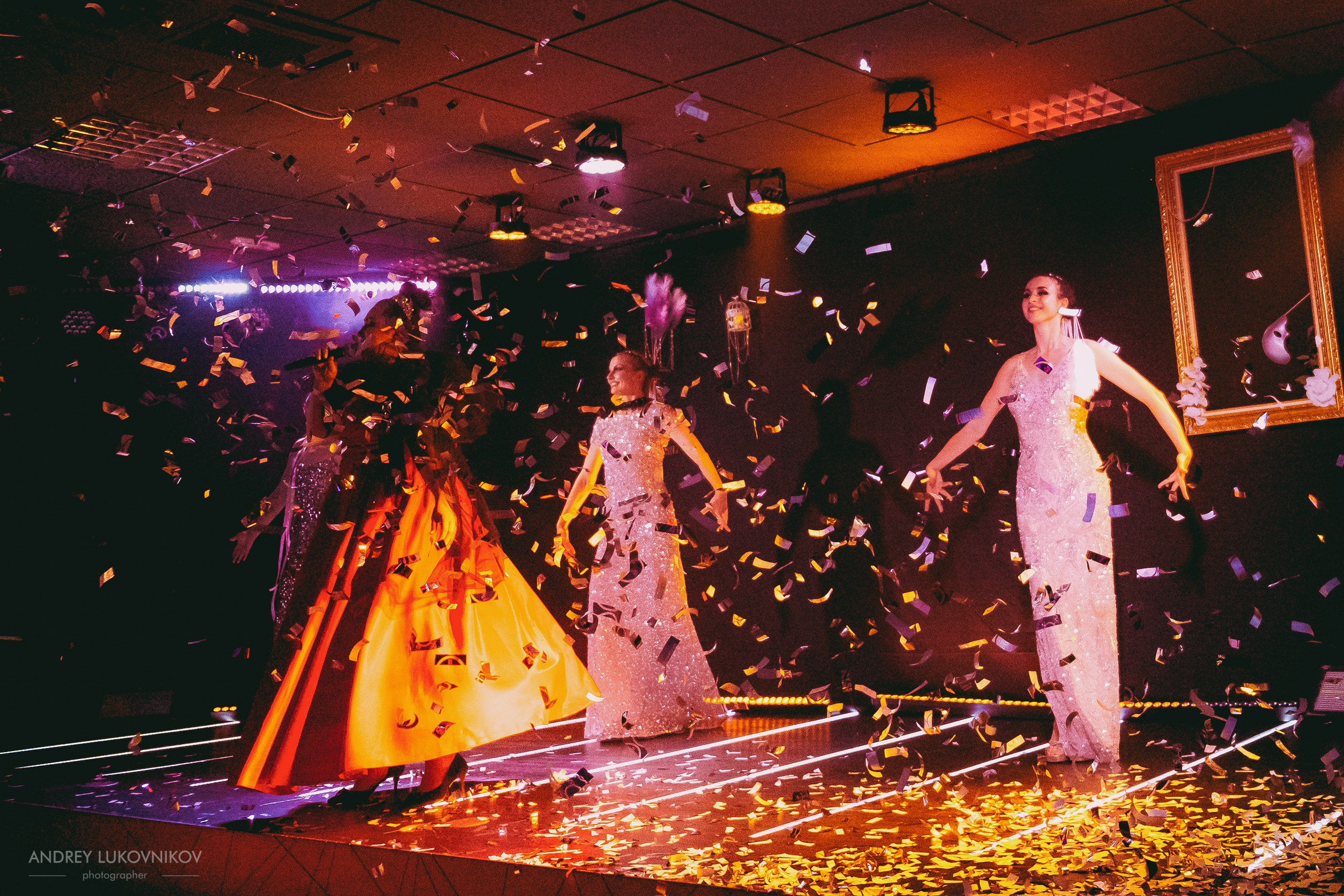 Фоторепортаж с театрального спектакля Las Divas в Торревьехе | Андрей Луковников