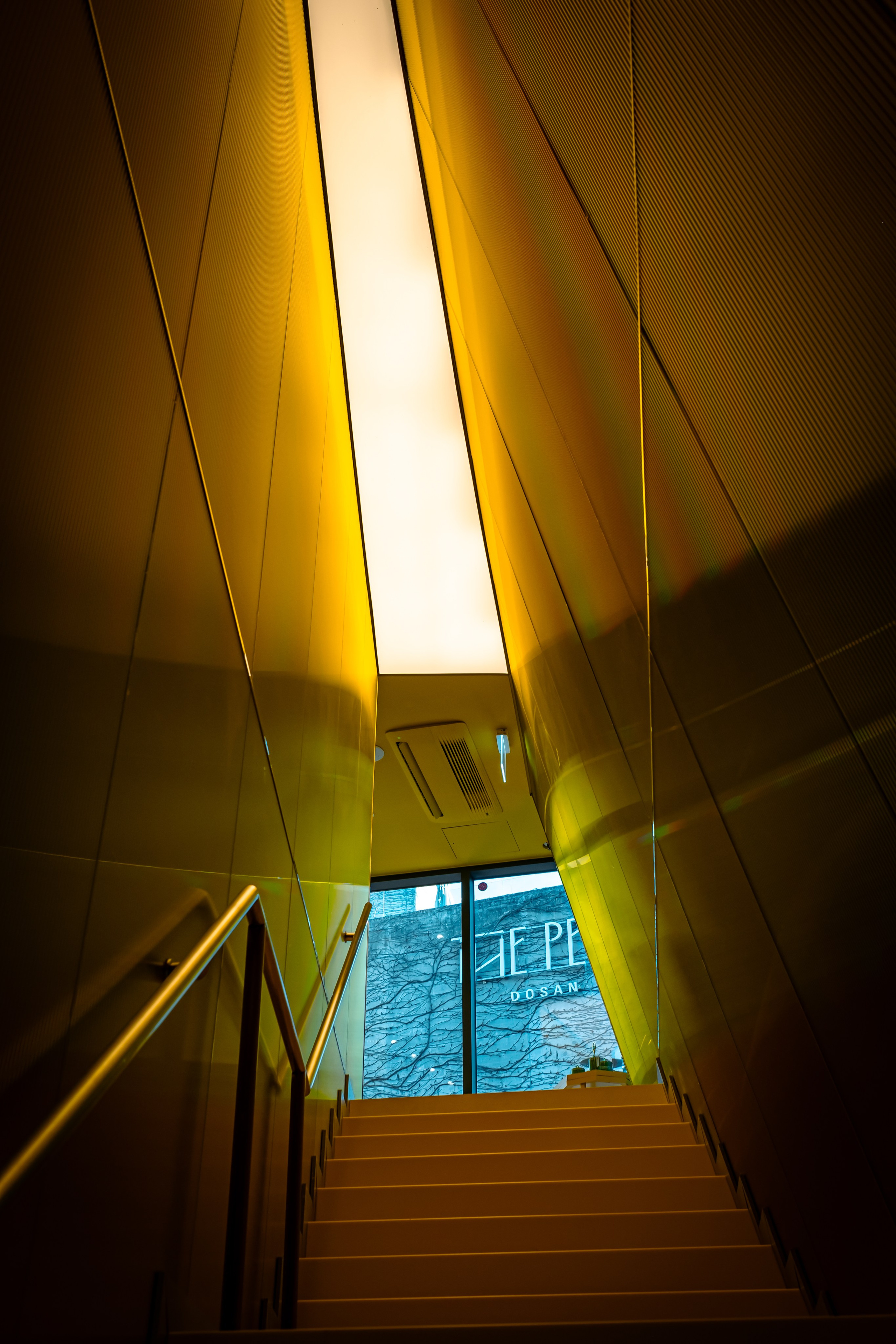 SWAROVSKI. Photographer in Seoul Dobrokvashina Natalya