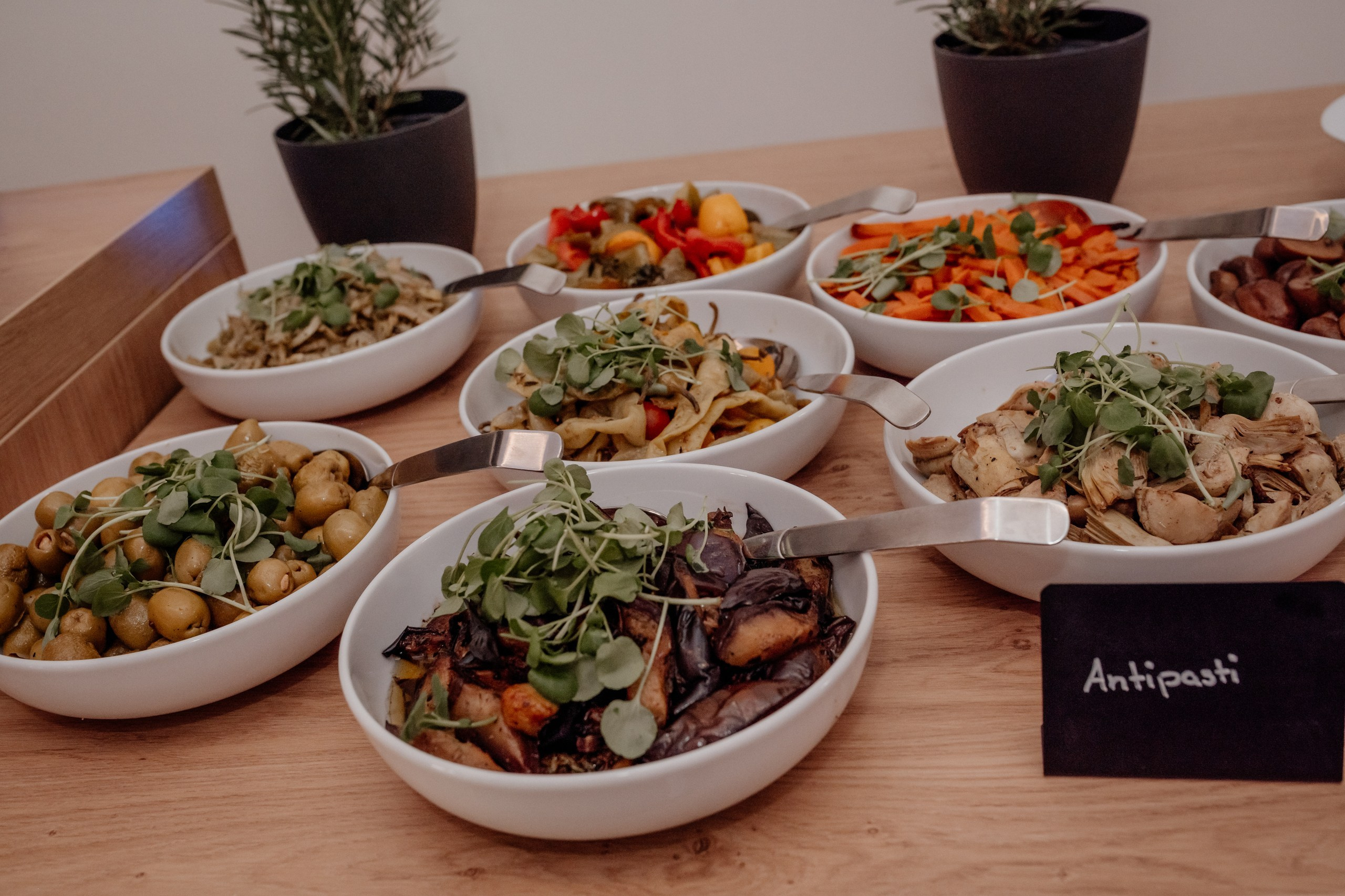 Hochzeit auf Gut Wöllried Würzburg – Janice & Thomas | Anna Saribekyan Fotografie. Anna Saribekyan – Beste Hochzeitsfotografin in Würzburg, Top 10 in Deutschland