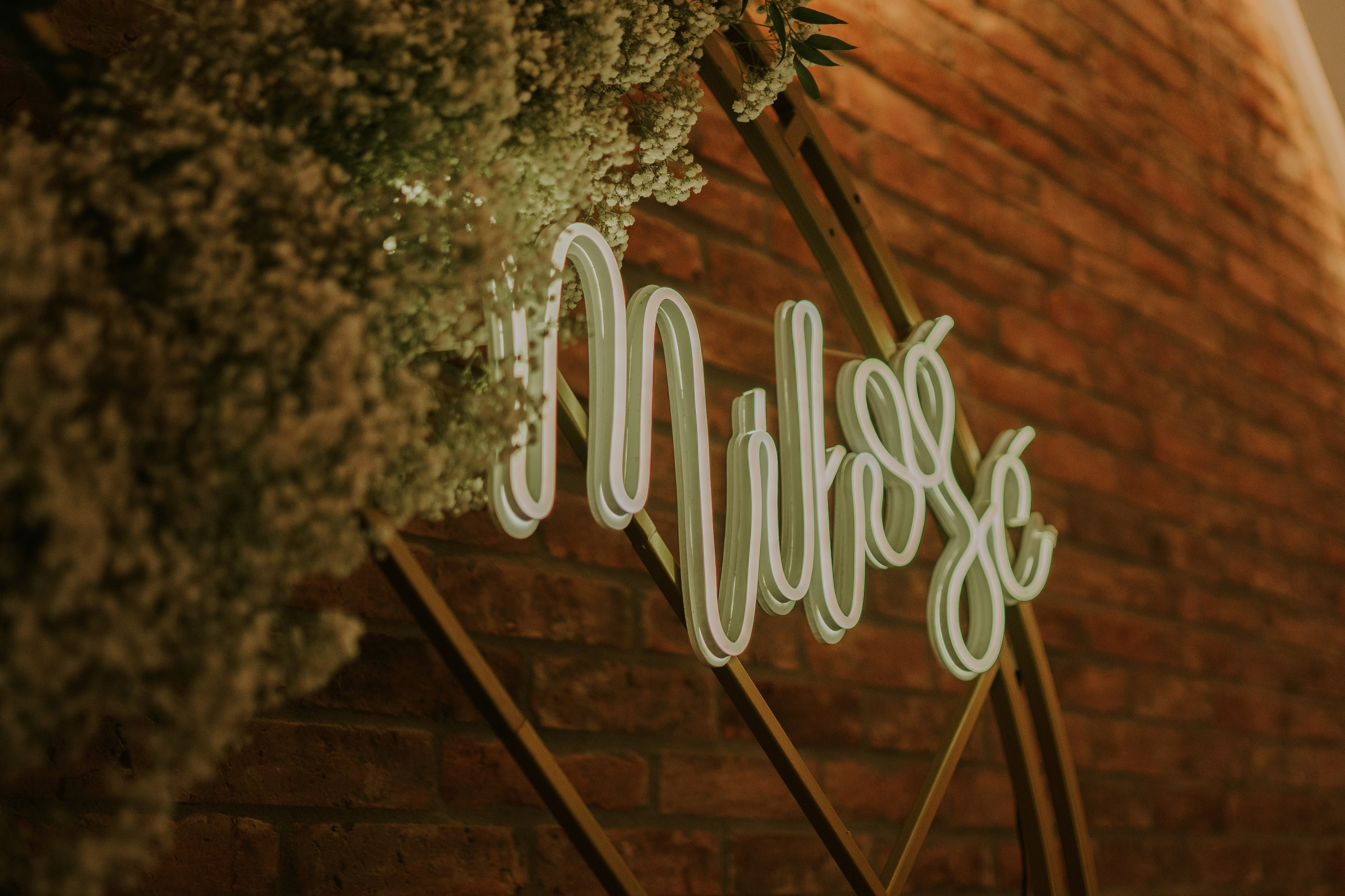 Trzy Drzewa: wspaniała uroczystość Wiktorii i Kamila. Karkowskafoto - fotografia miłości