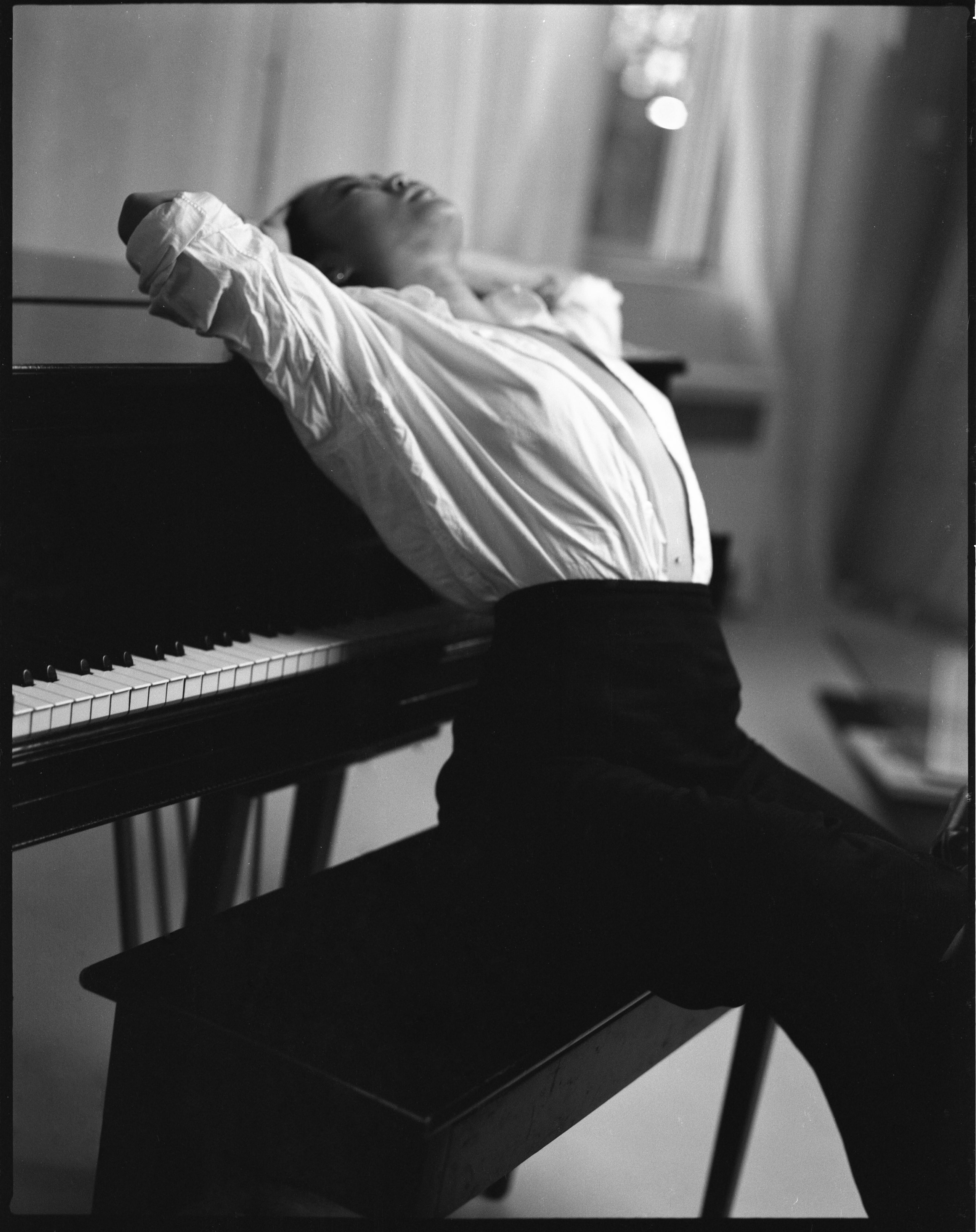 Photographe analogue boudoir montréalais et cinéaste de danse