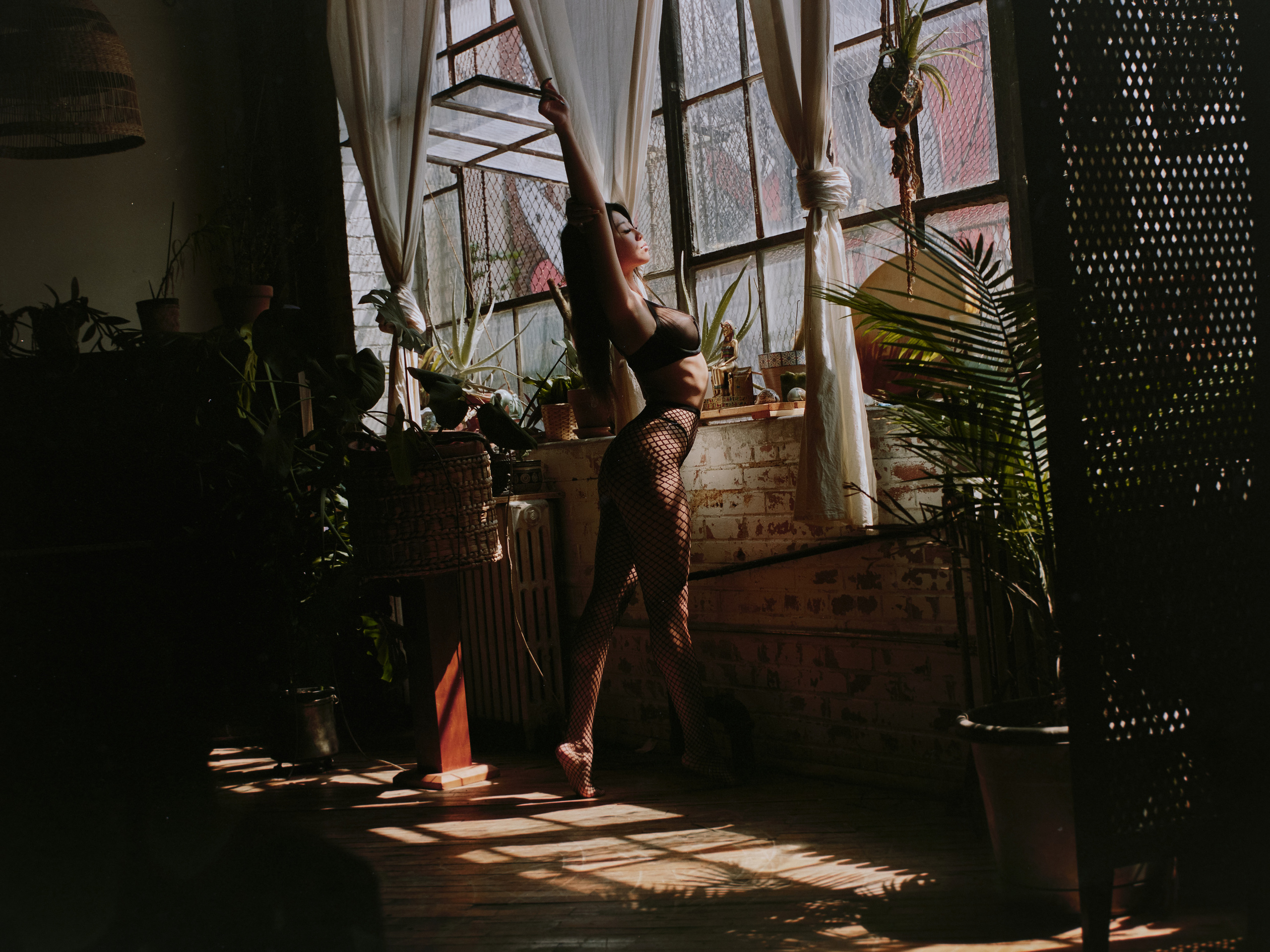 Photographe analogue boudoir montréalais et cinéaste de danse