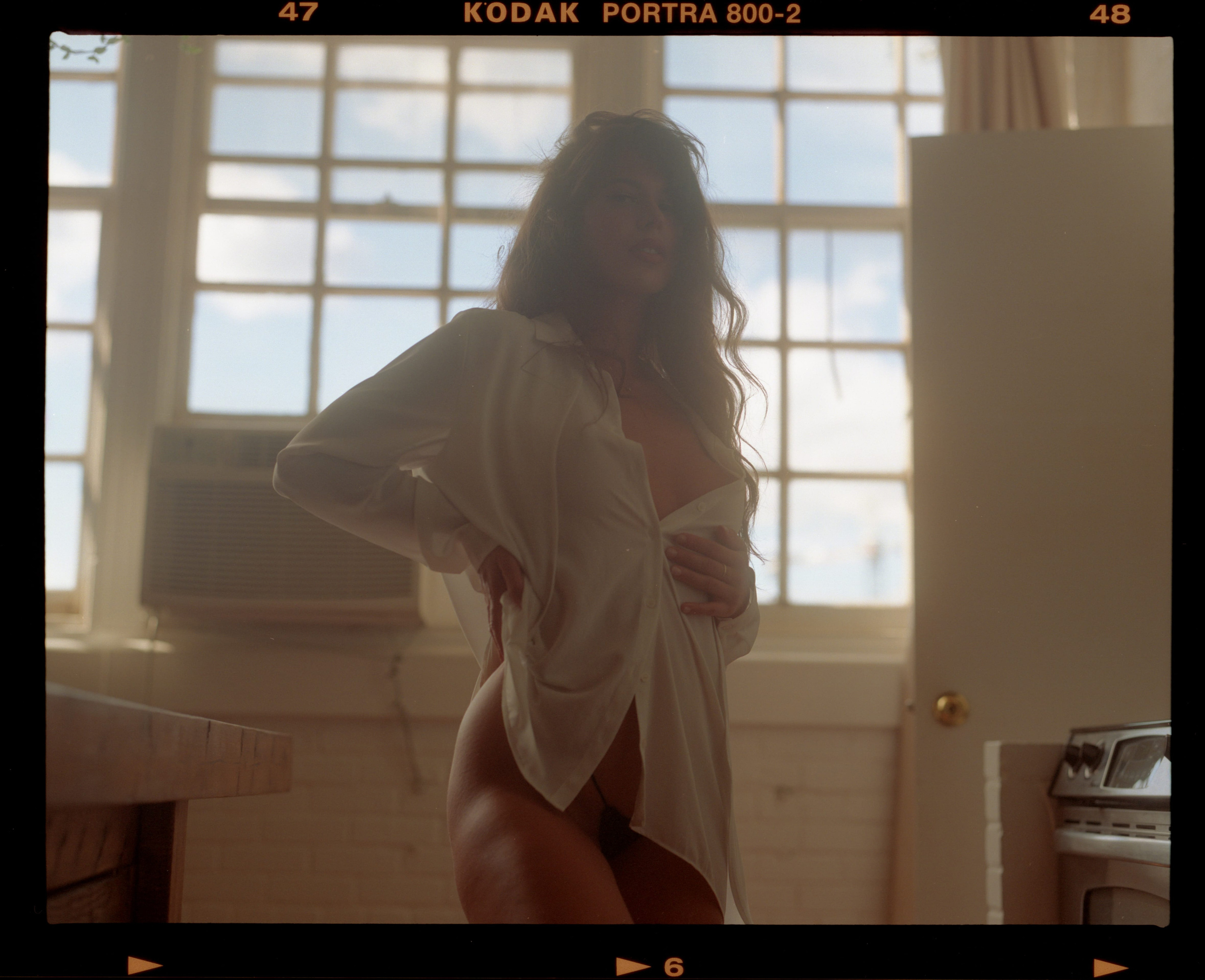 Photographe analogue boudoir montréalais et cinéaste de danse