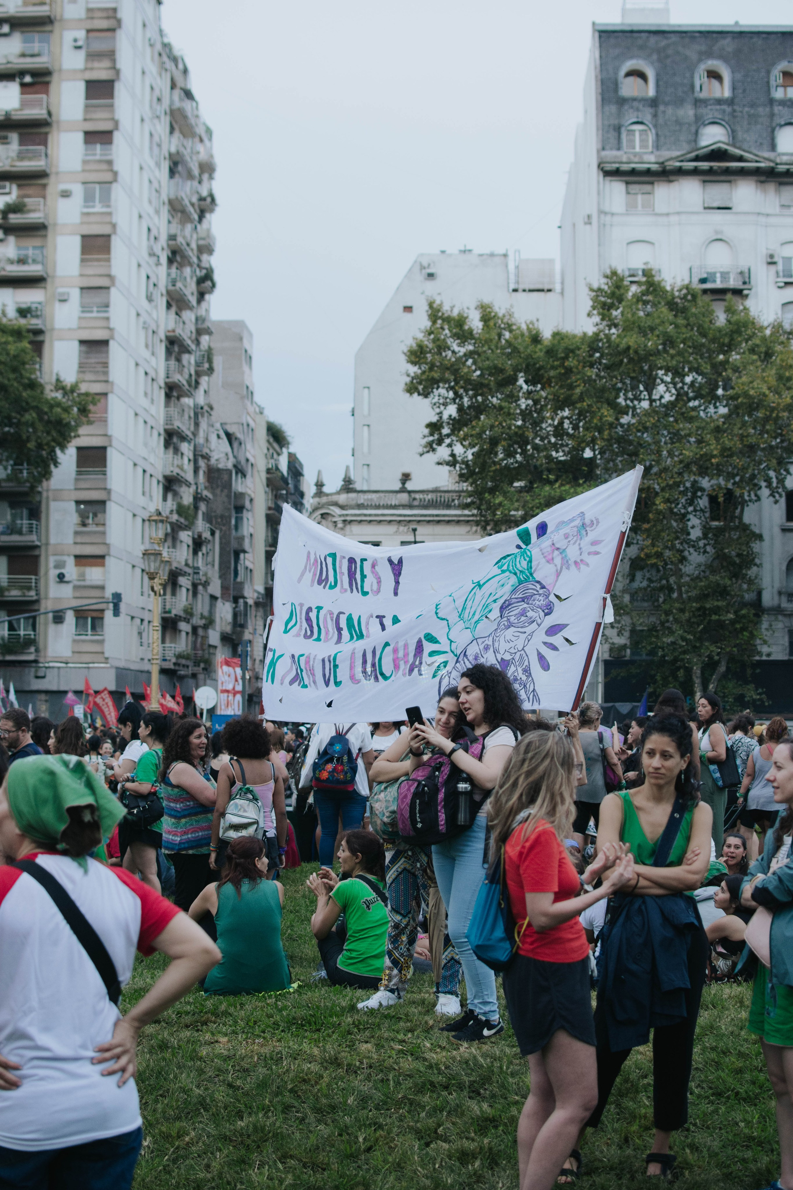The Women’s March and our embroidery action. Reportage. Buenos Aires. Photographer @elmirkami in the city of Buenos Aires