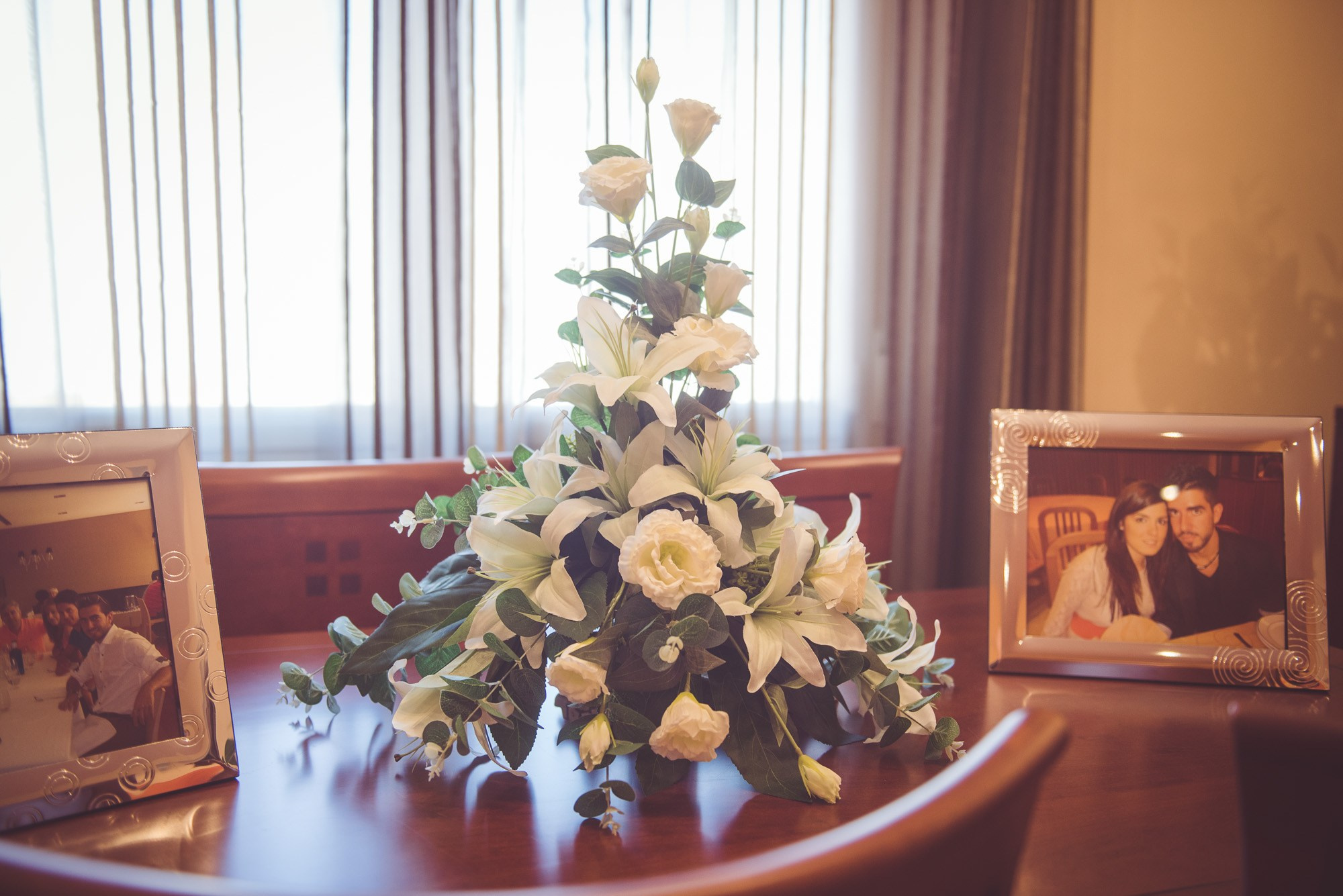 Boda de Héctor y Sheila · Templo del Salvador, Requena · Javier Poveda