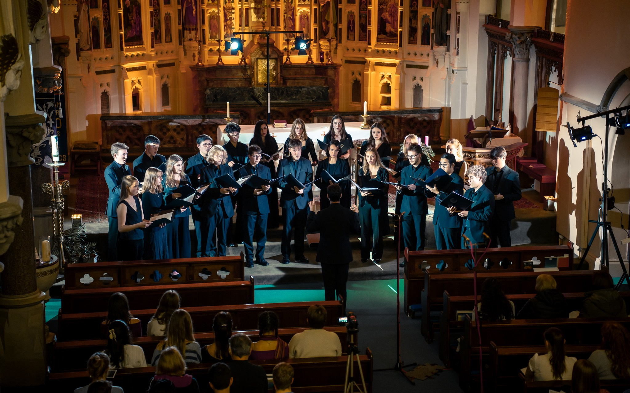 Durham University Chamber Choir. Expect Miracles Photography by Kate & Andrew