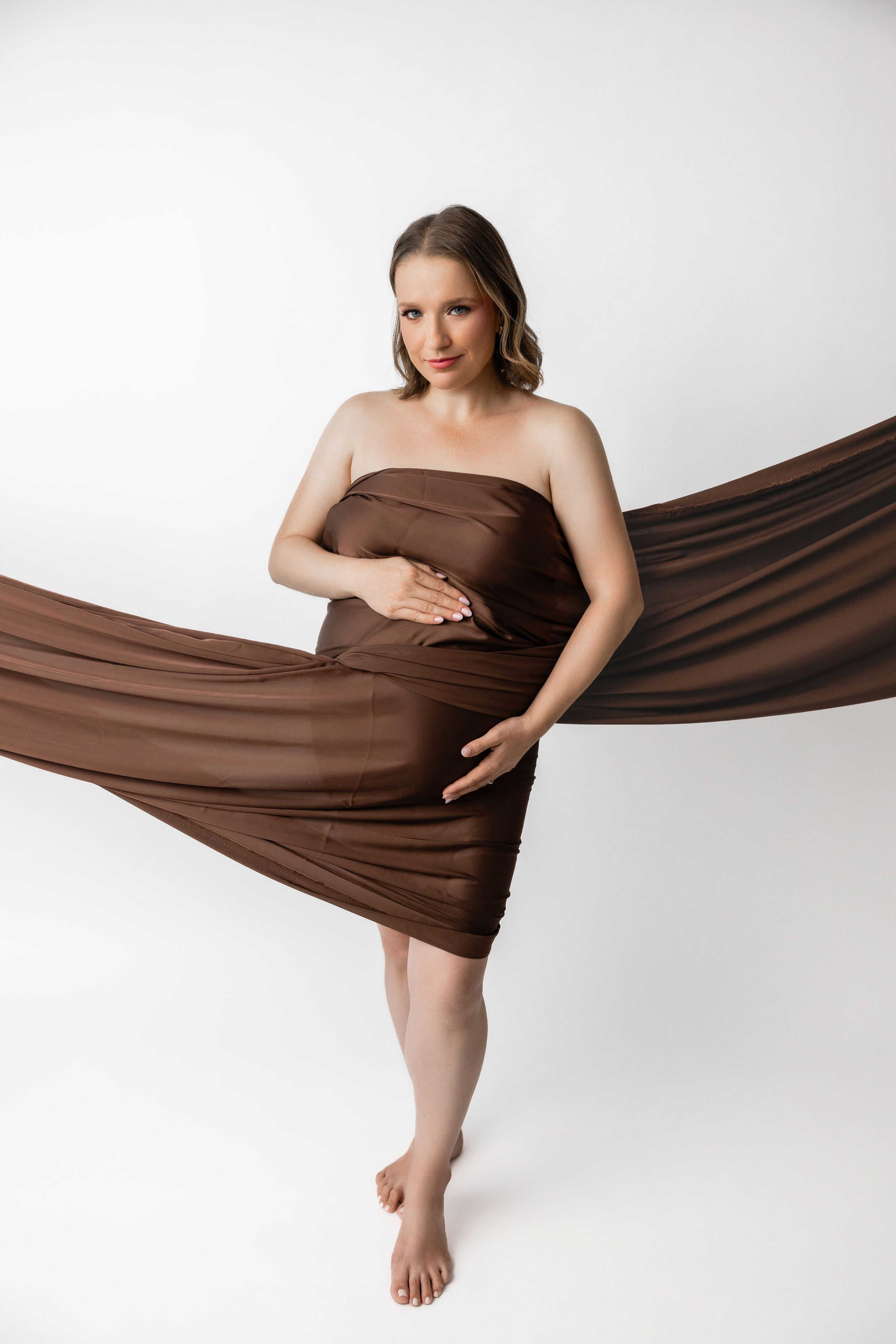 Timeless Maternity Photographer in Toronto. Iana Banana | Toronto Maternity, Newborn & Family Photographer