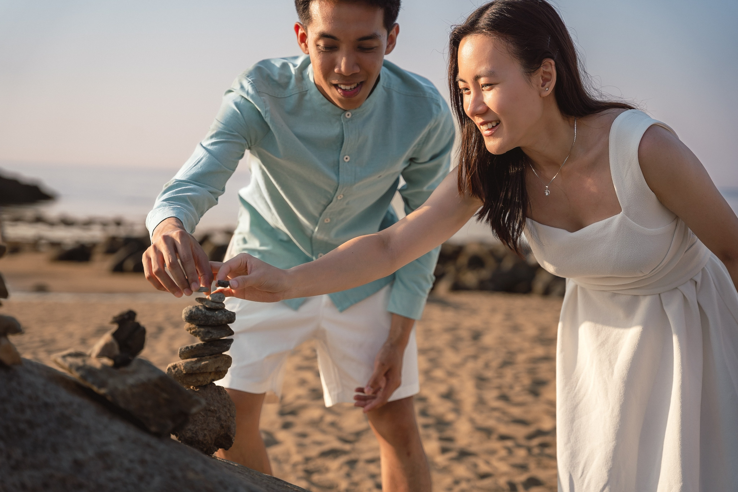 Fukuoka Couple Photoshoot: Roses, Totoro Forest & Sunset Love Story