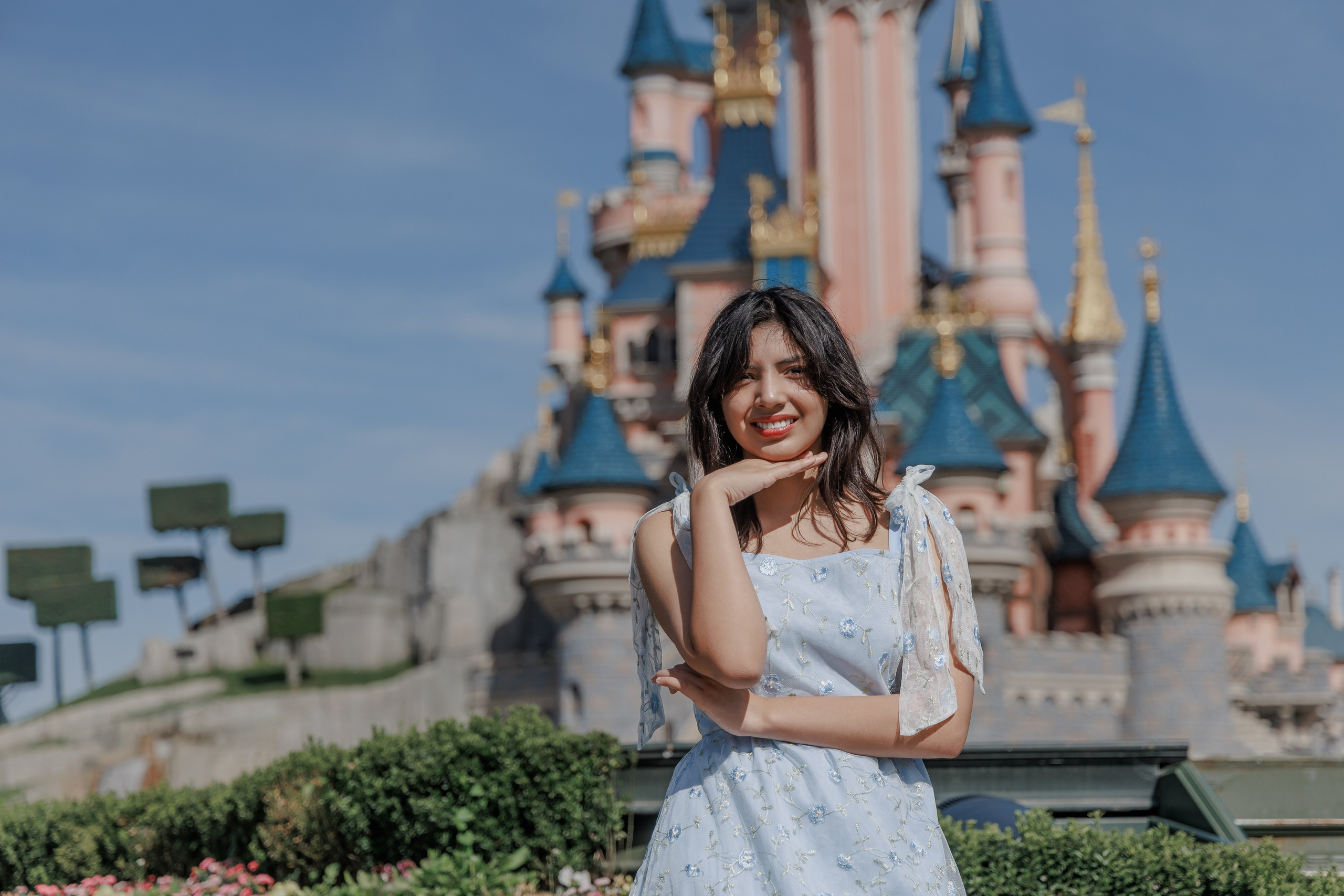 Magical Solo Photoshoot in Disneyland: Photos & Reels. Photographe à Paris