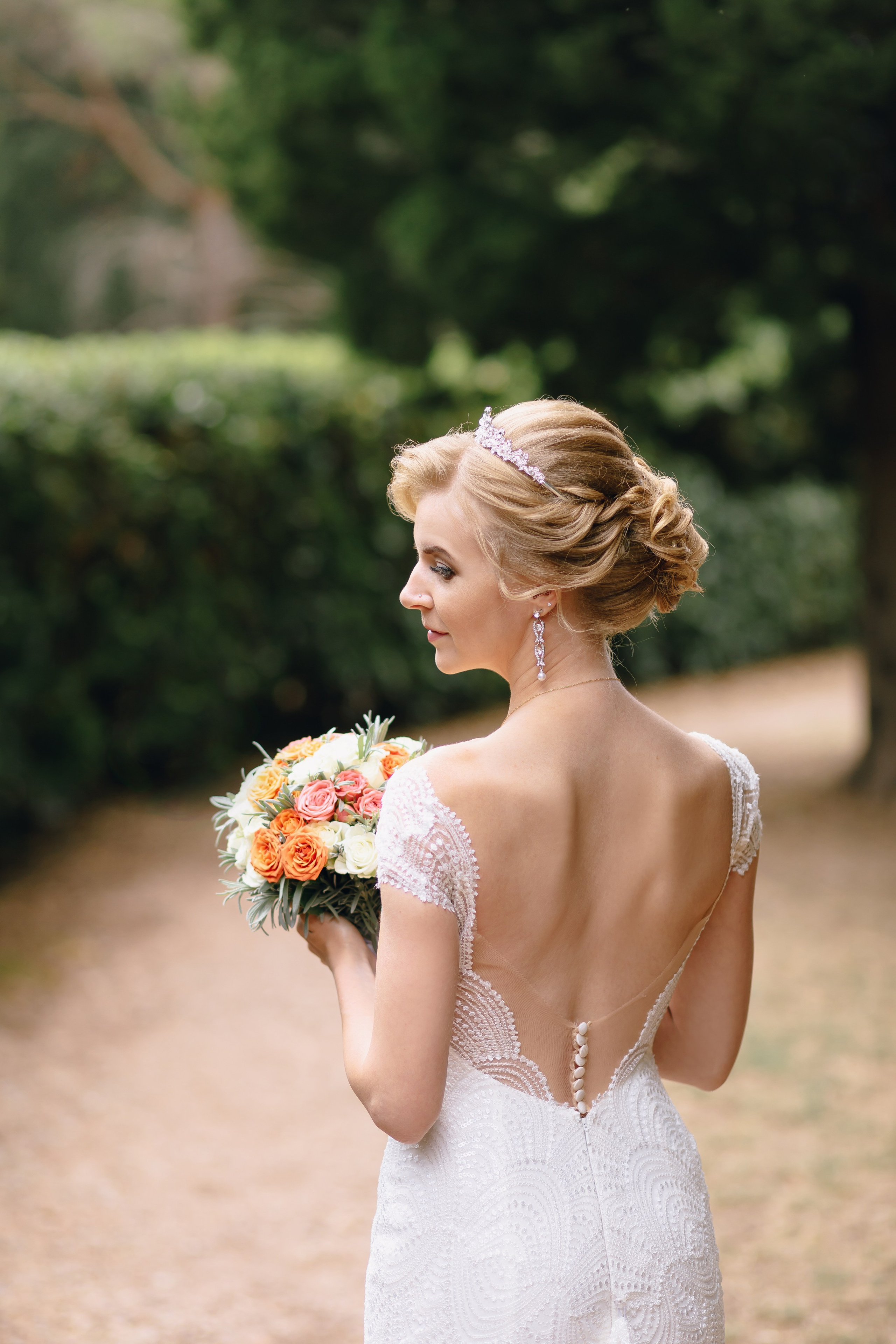 Wedding makeup artist hairdresser in Montenegro. Makeup artist and hairdresser in Montenegro Nadia Lia