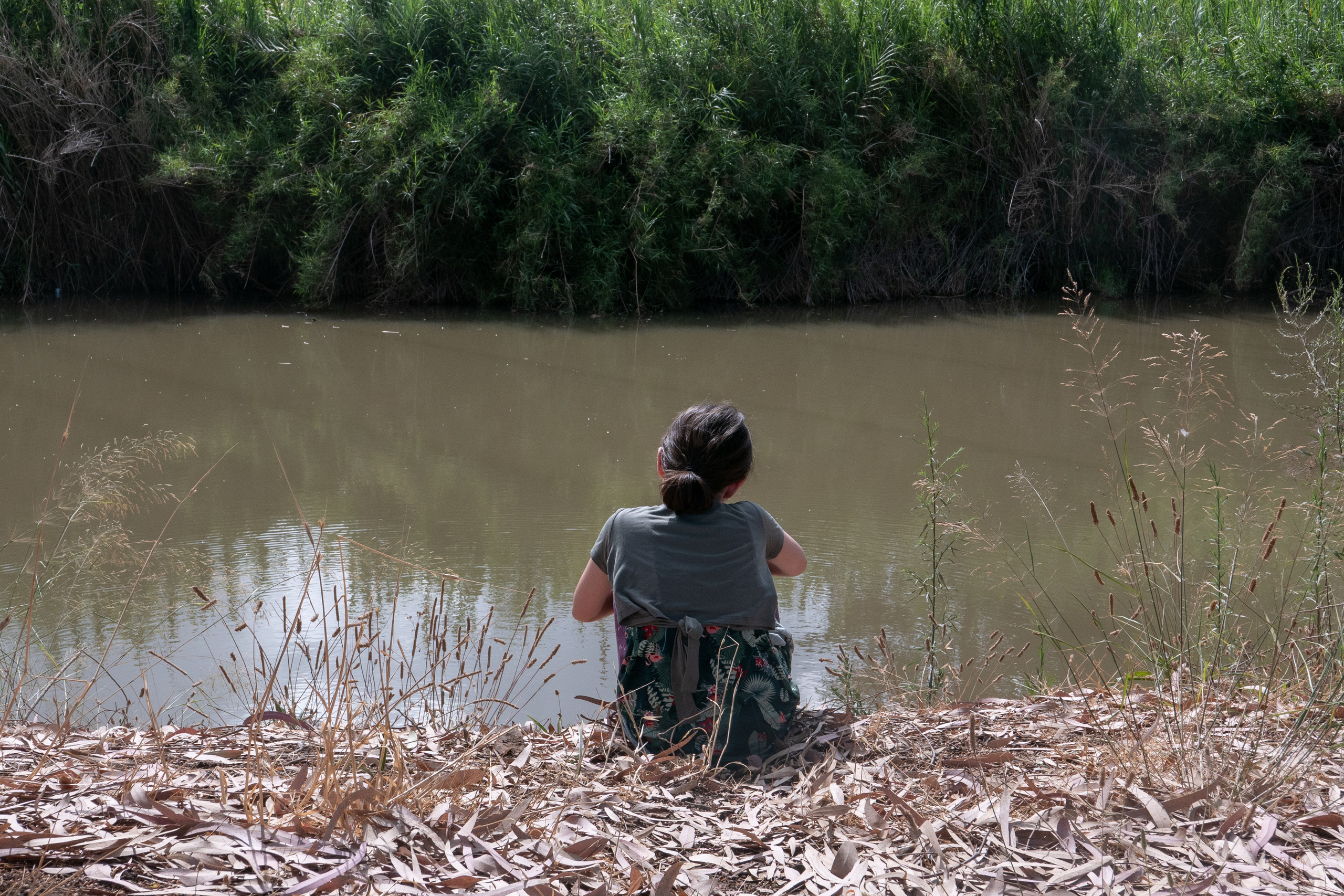 Фотопроект "Маятник" о родительском выгорании. Фотограф Анна Резников
