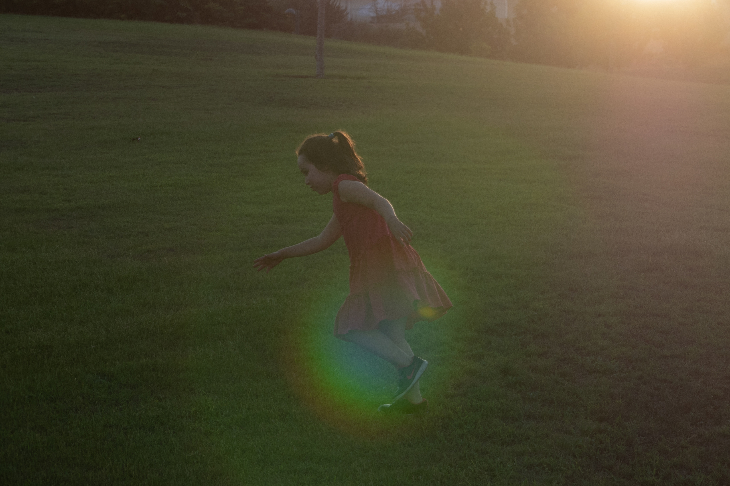 Фотопроект "Маятник" о родительском выгорании. Фотограф Анна Резников