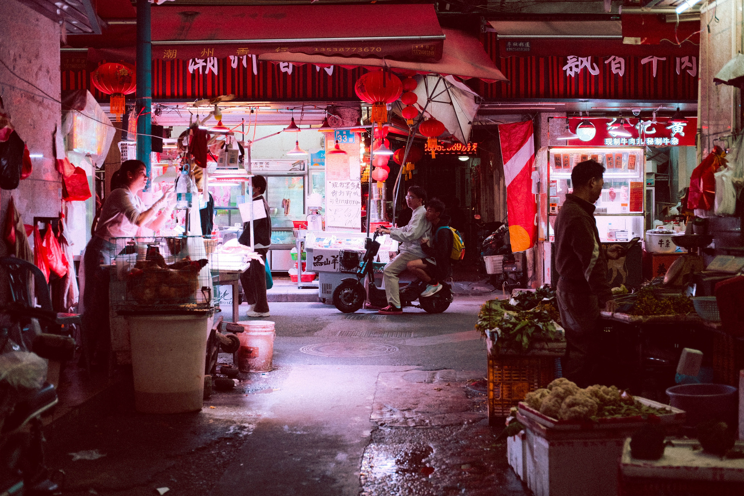 Guangzhou Street Market| Candid Street Photography by Yukophotography | 街头摄影师广州