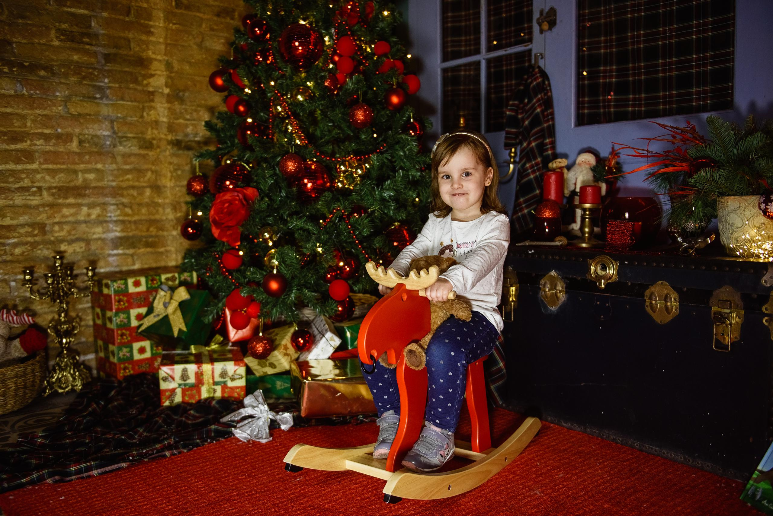 Alena Alex y Niki Navidad 2020. Фотограф Екатерина Гасанова — фотосессии в Барселоне