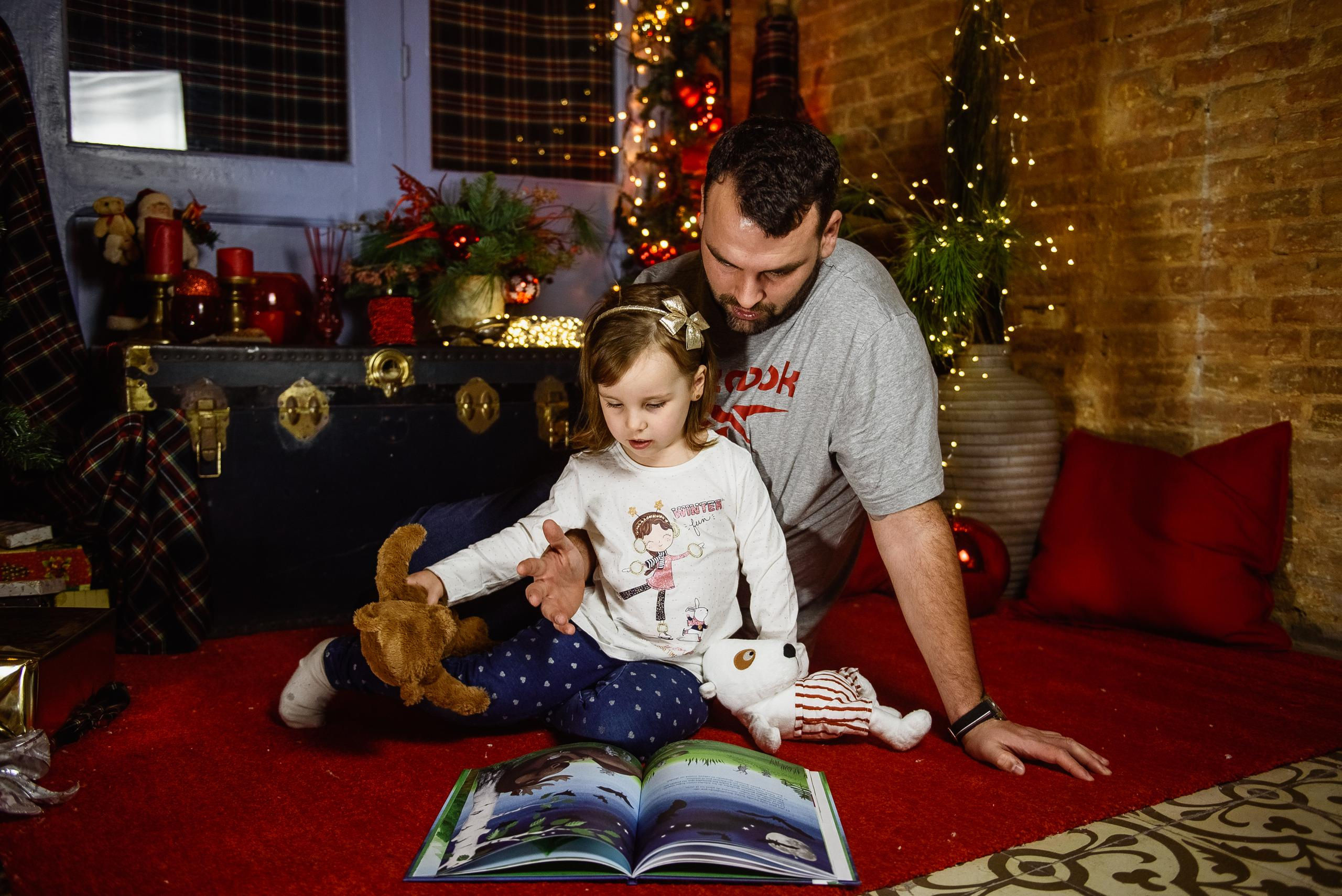 Alena Alex y Niki Navidad 2020. Фотограф Екатерина Гасанова — фотосессии в Барселоне