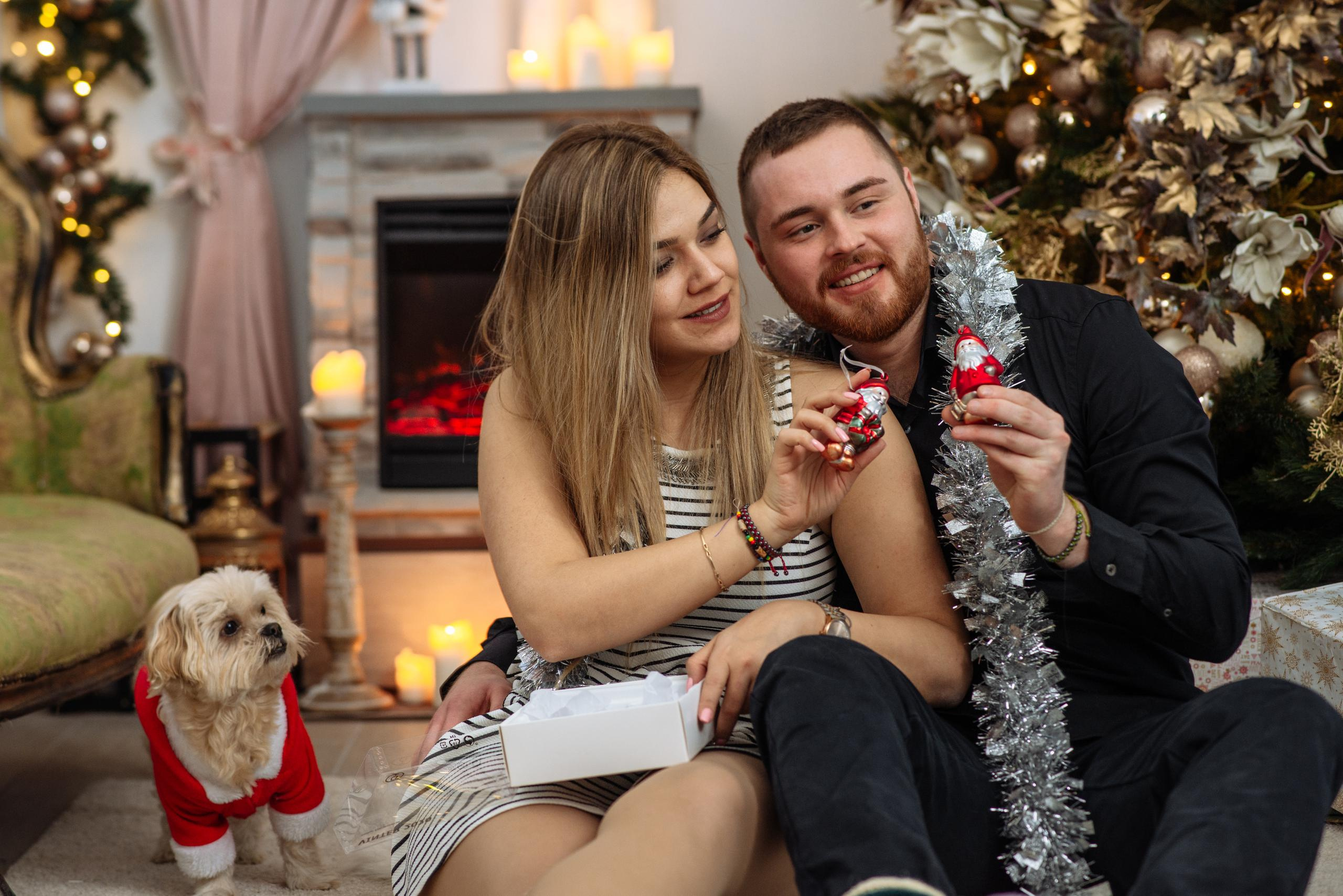 Nikolay y Madi Navidad 2020. Professional photography services in Barcelona by Ekaterina Gasanova