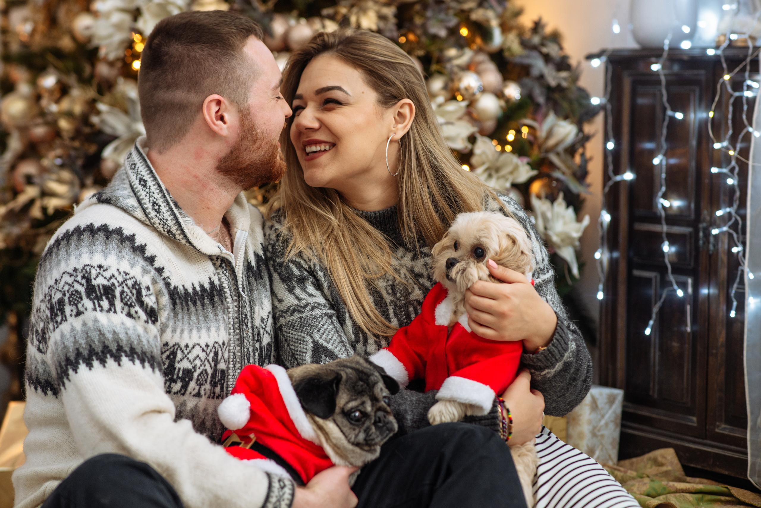 Nikolay y Madi Navidad 2020. Professional photography services in Barcelona by Ekaterina Gasanova