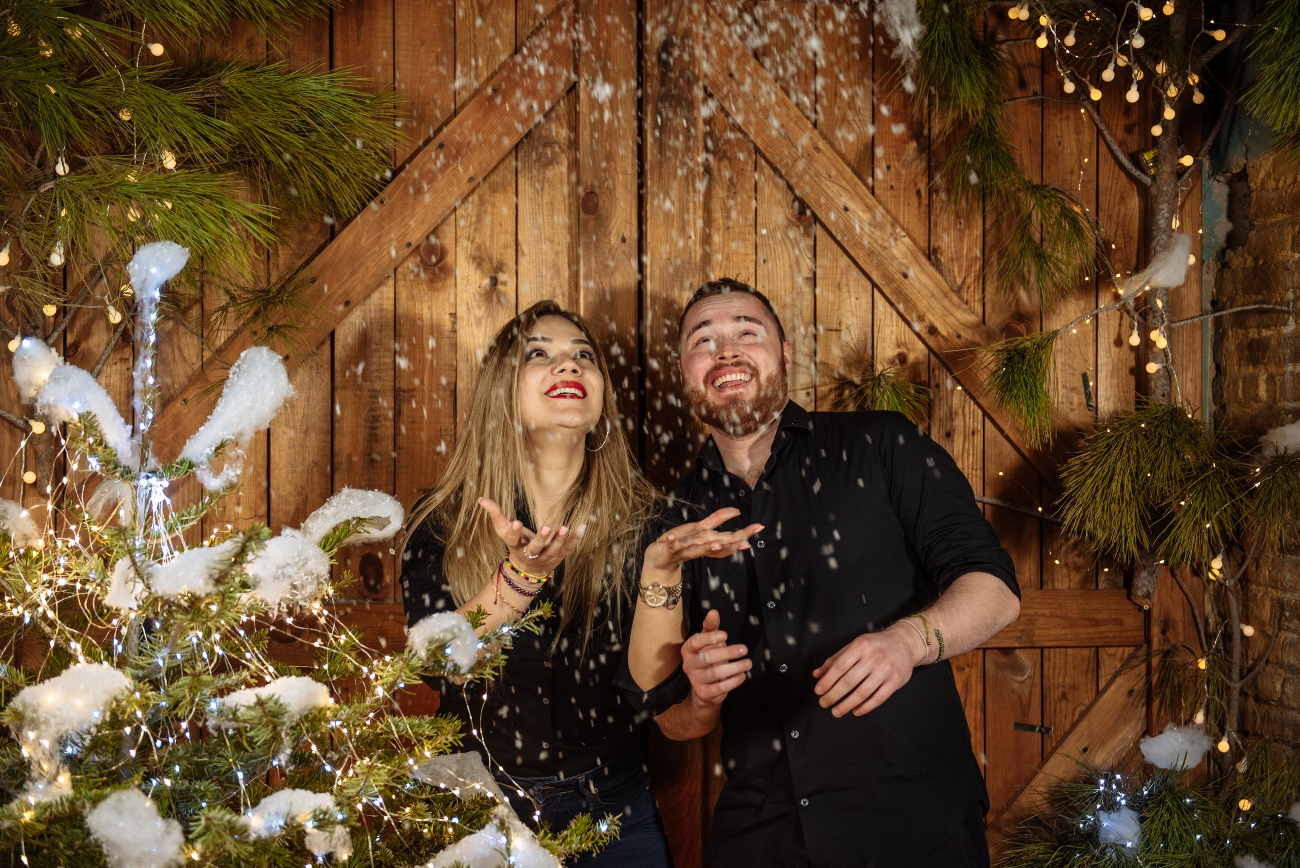 Nikolay y Madi Navidad 2020. Professional photography services in Barcelona by Ekaterina Gasanova