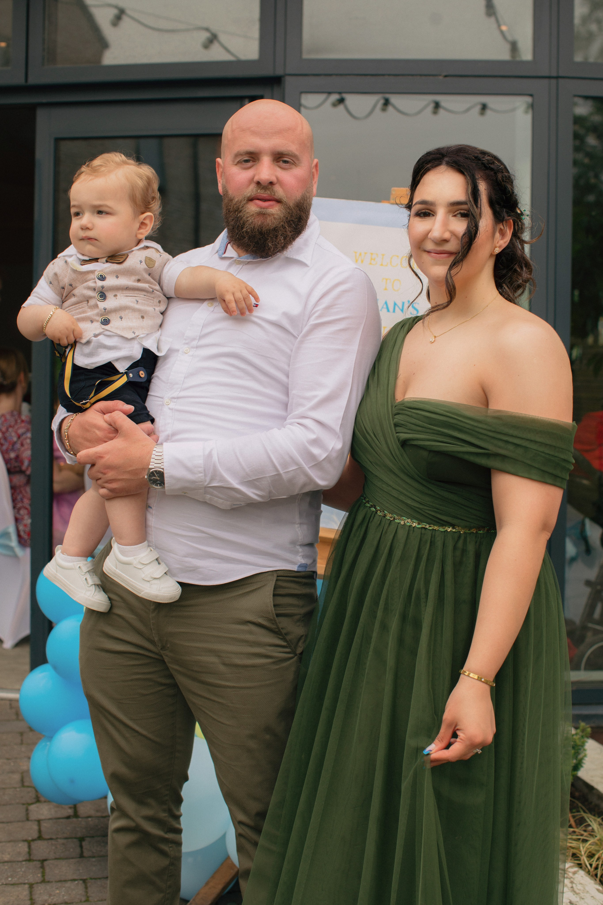 Dian is 1. Photographers in Hull and United Kingdom