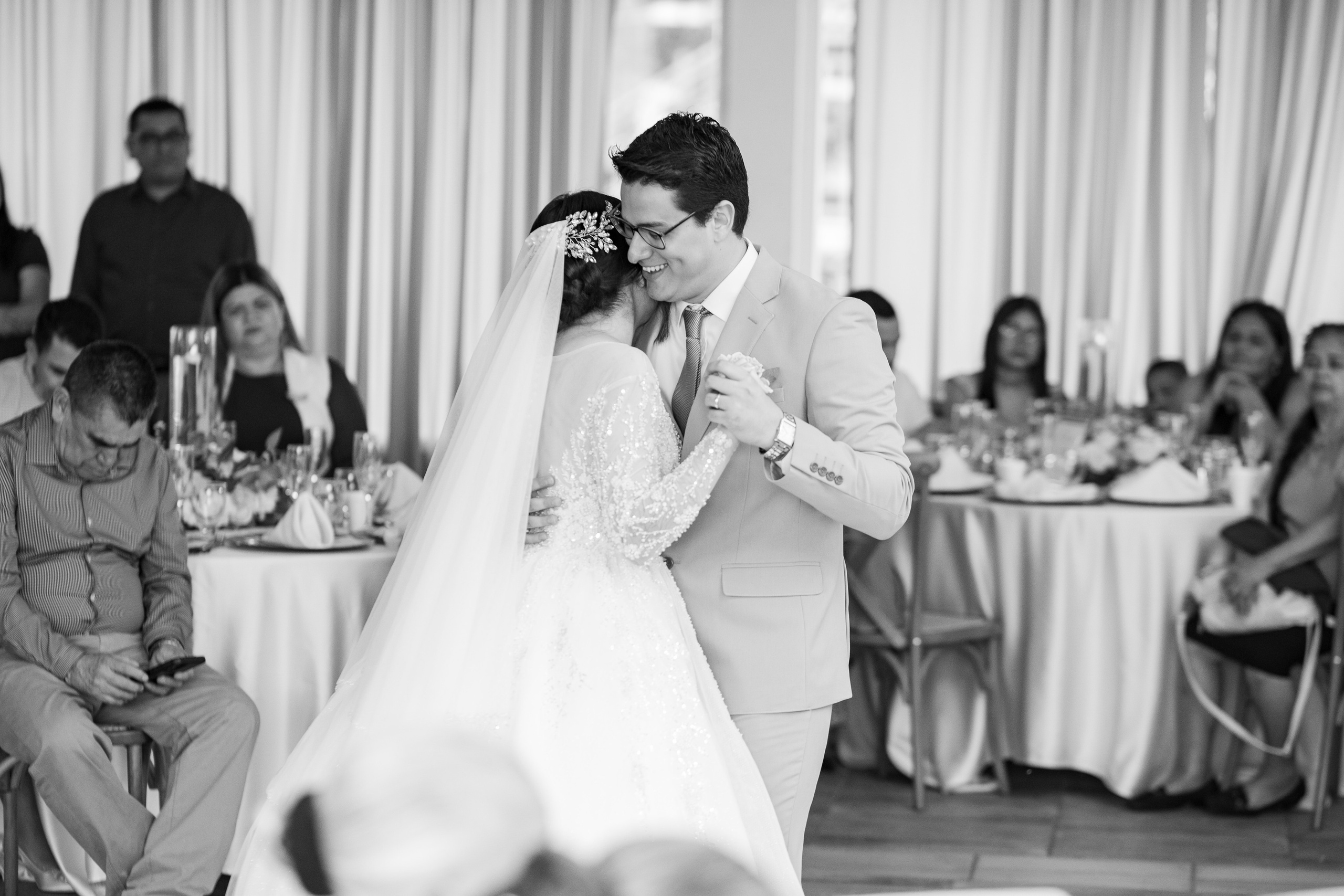 Abi & Gio. Daniel Brand | Fotografía de Bodas y Comercial en Honduras