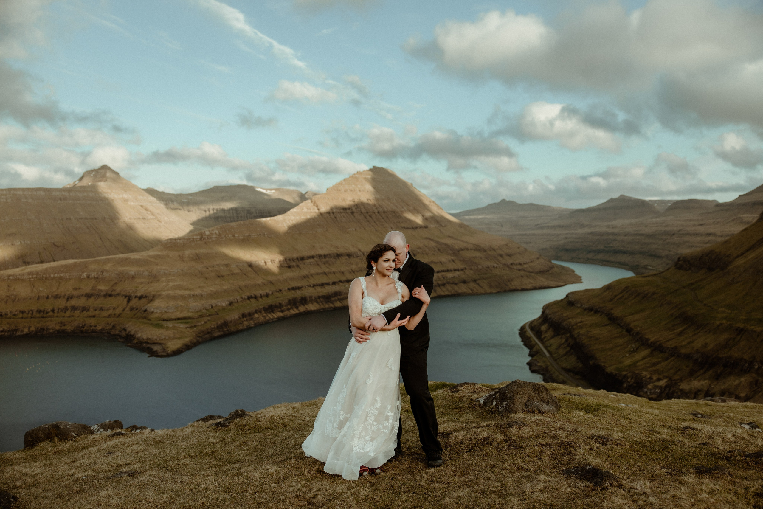 Faroe Islands elopement | Adventure wedding in Faroe Islands. Iceland elopement photographer & videographer