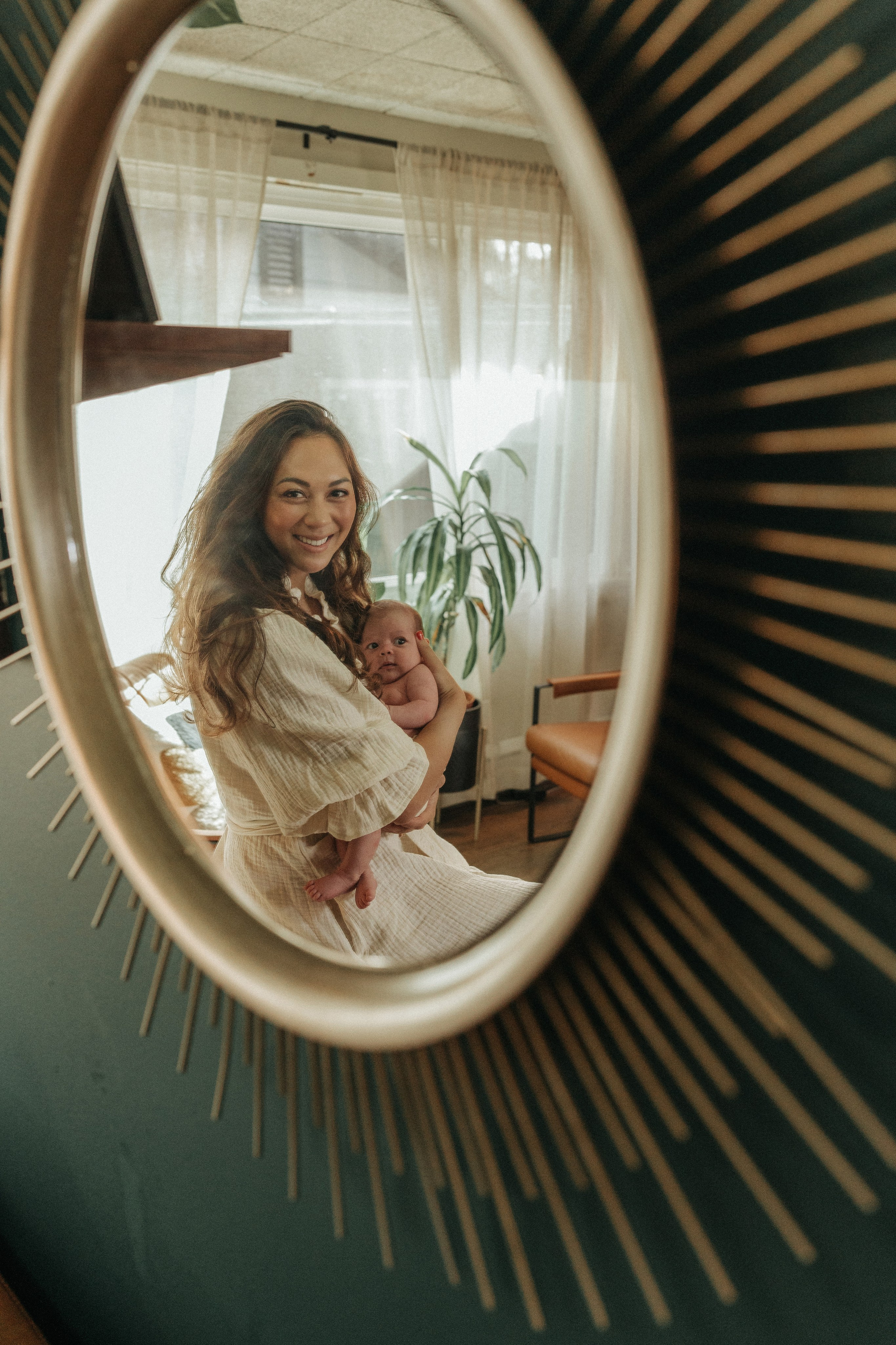 Newborn Photography with Parents – Gentle & Loving Moments. Alisa Tant — Family and newborn photographer Bucks County, Montgomery county, Philadelphia, NJ