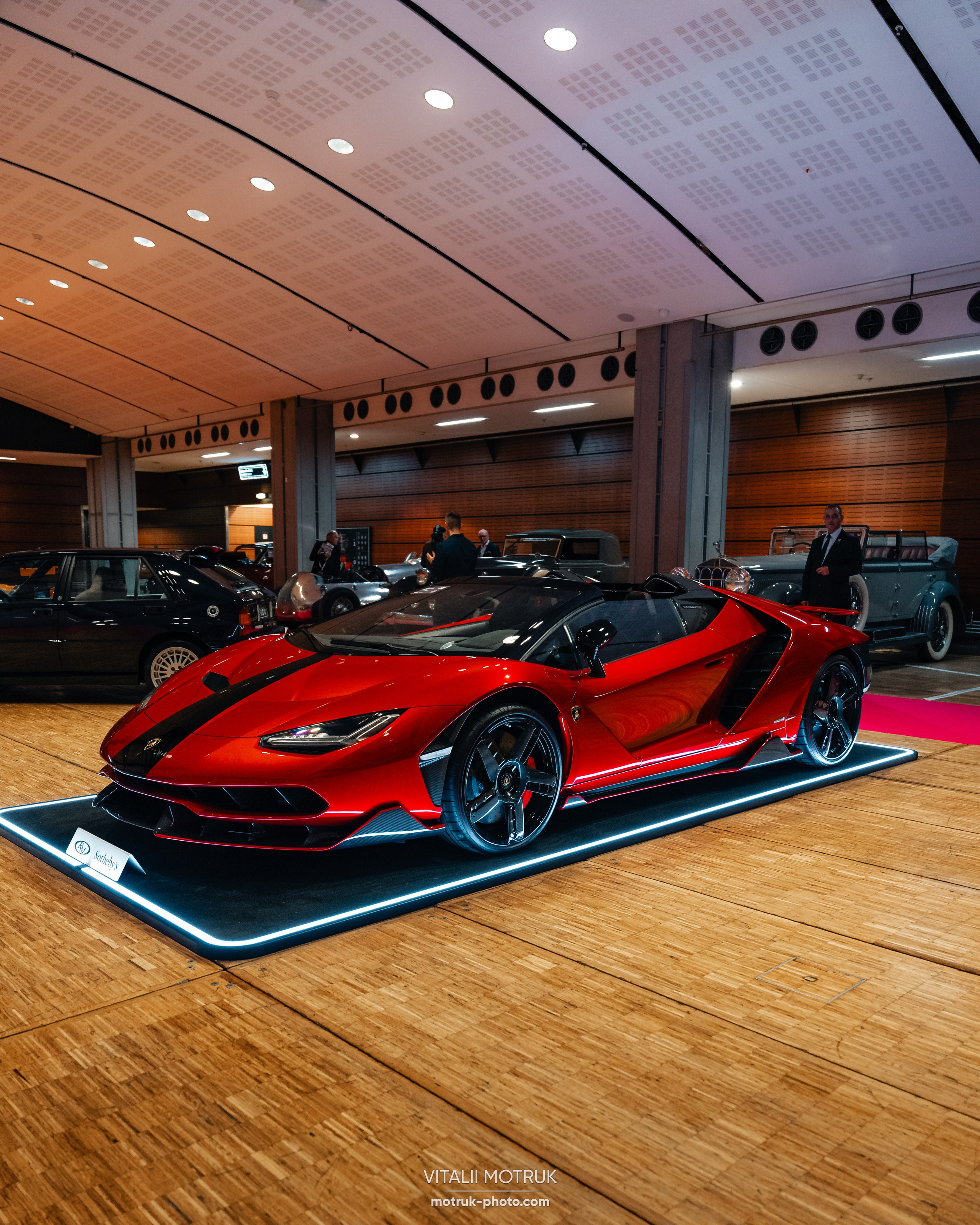 RM Sotheby’s. Photographer in Paris — Vitalii Motruk