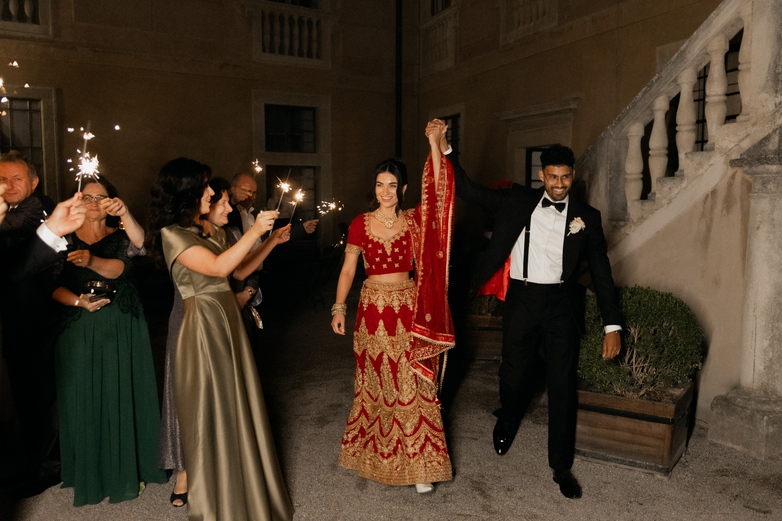 Elegant Castle Wedding in Austria | Alwin & Ruth’s Fairytale Celebration. Wedding photographer and videographer based in Timisoara, Romania