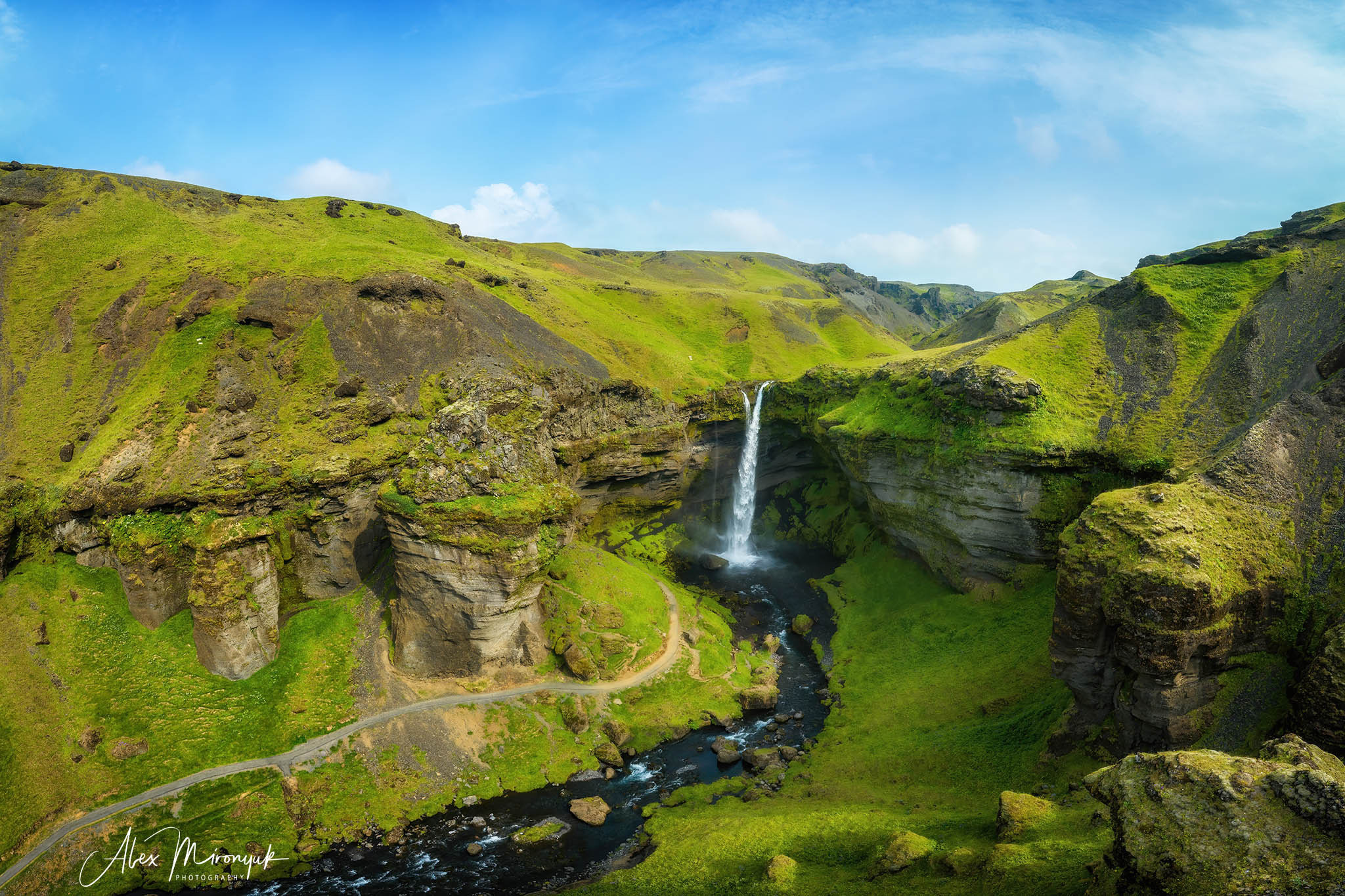 All Colors Of Iceland. Pet, Senior, Landscape, portrait studio, photographer in Miami and Sou