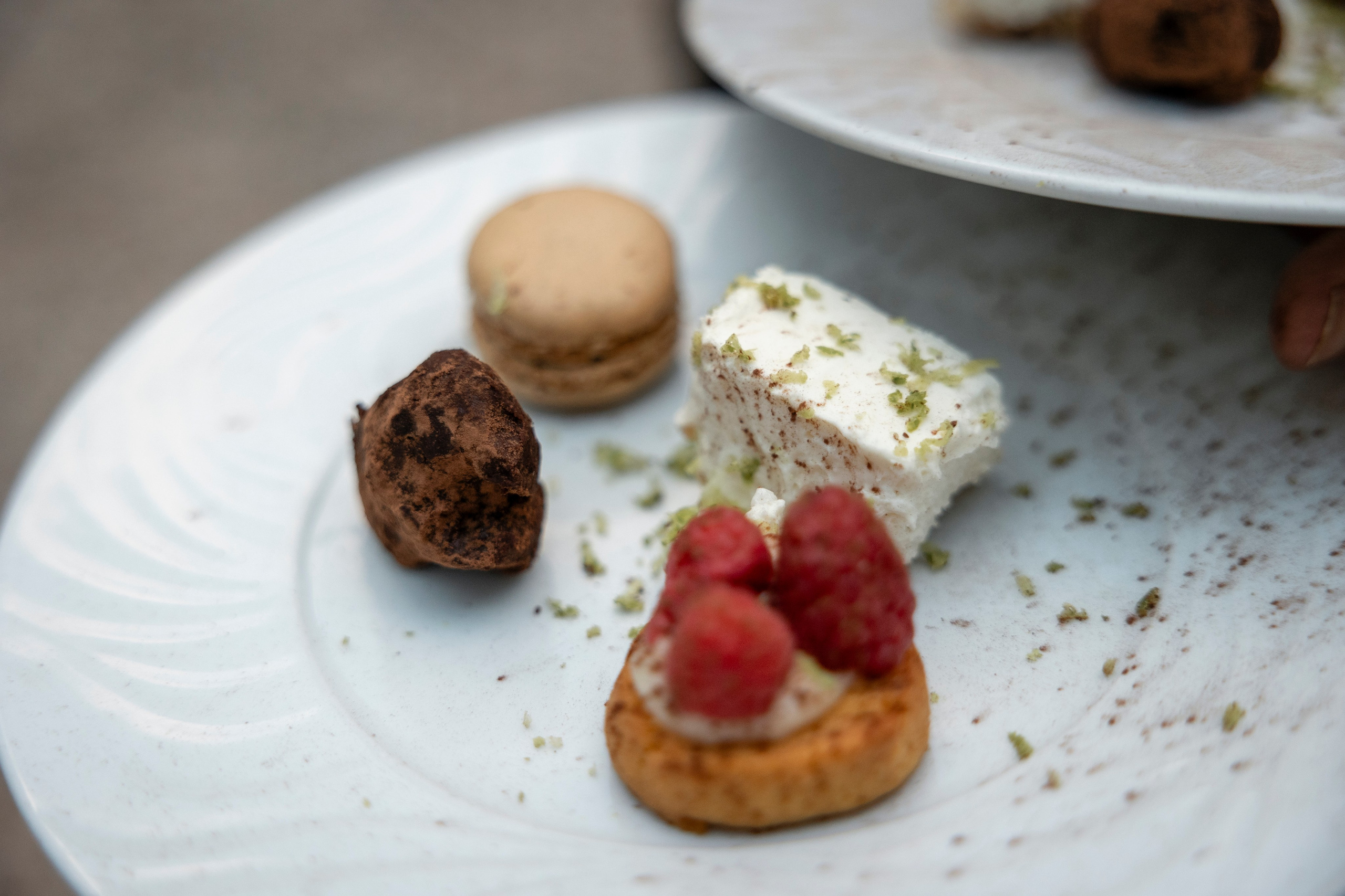 Mariage au Château Rieutort | Mariage de destination dans le Sud-Ouest de la France. Eugénie Smirnova — Photographe à Toulouse et dans le Sud-Ouest