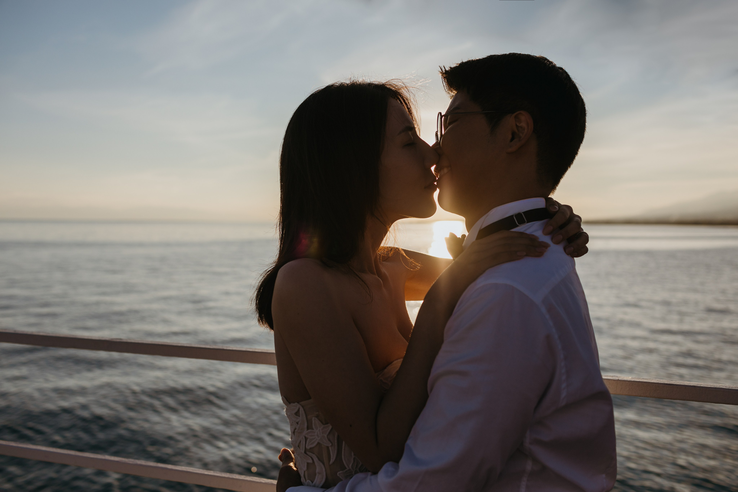 Чесан и Лиса (South Korea) — свадебная фотосессия на Иссык-Куле, пансионат “Каприз” | Chisun & Lisa — Issyk-Kul Lake wedding photos, Capriz. Фотограф в Бишкеке Оксана Шувалова