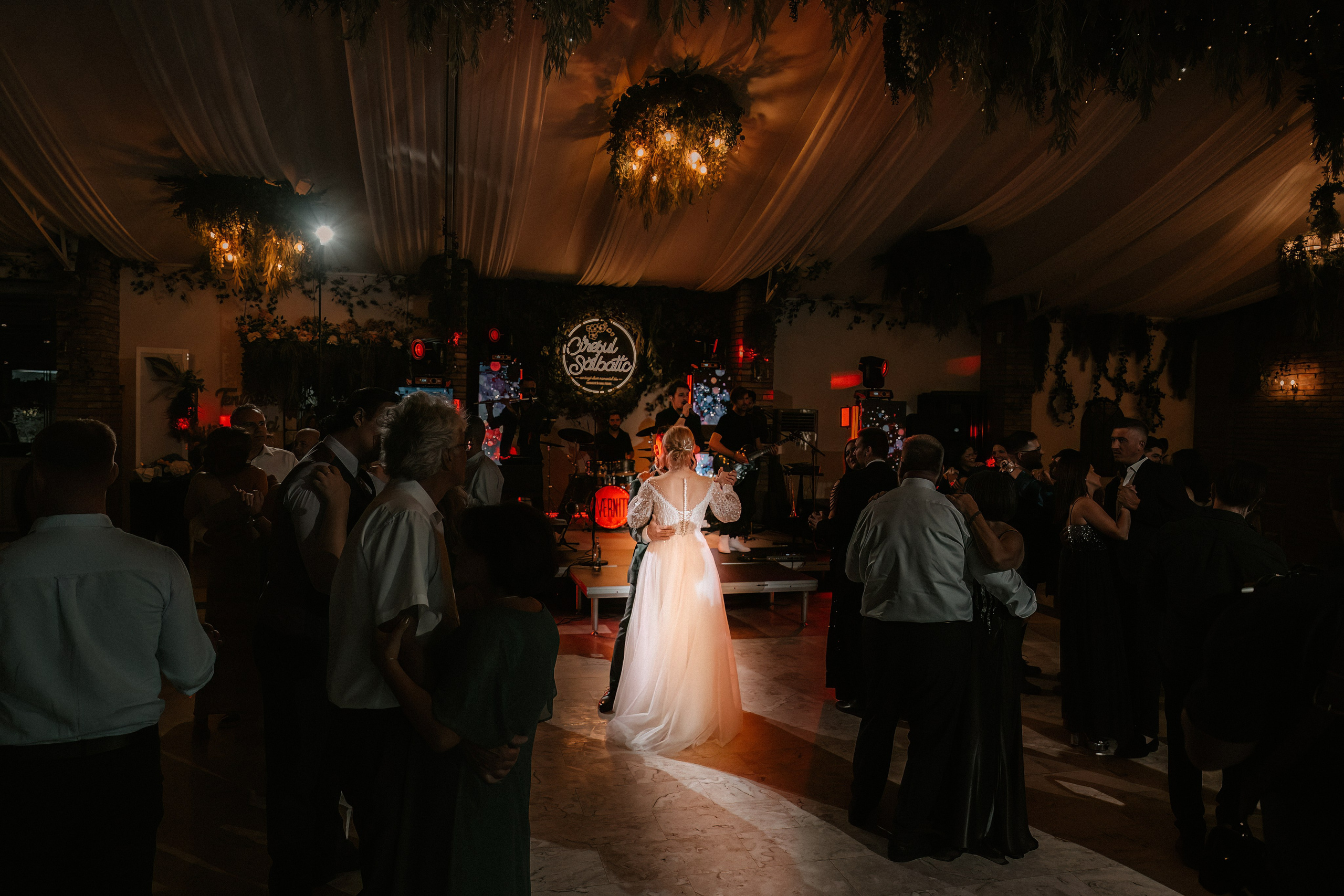 Christiana & Gyuszi. Dara Lens | The art of remembering