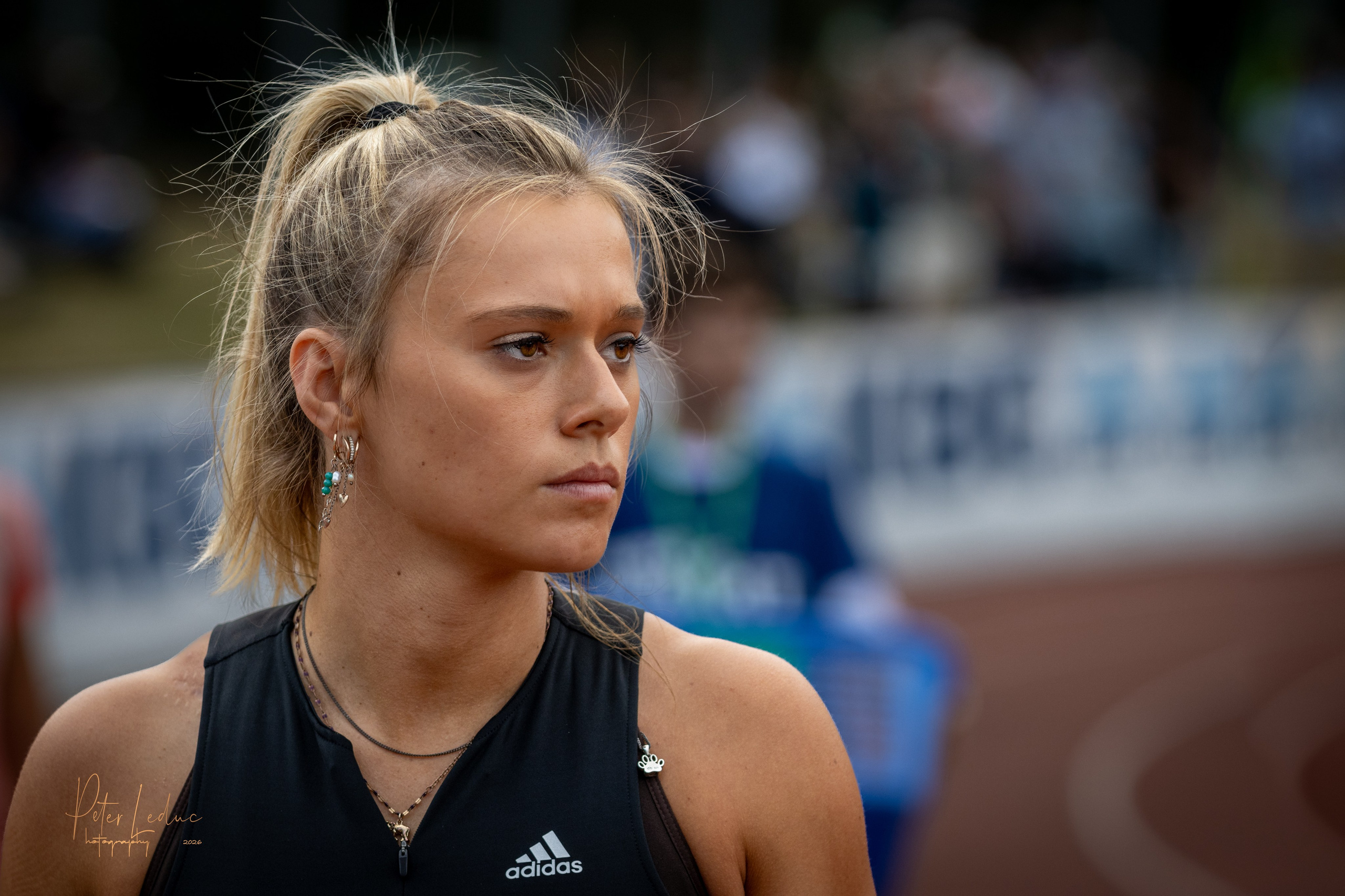 Nacht van de Atletiek. Peter Leduc is een passionele hobbyfotograaf uit België, gespecialiseerd in creatieve fotografie, visuele verhalen en unieke fotoprojecten