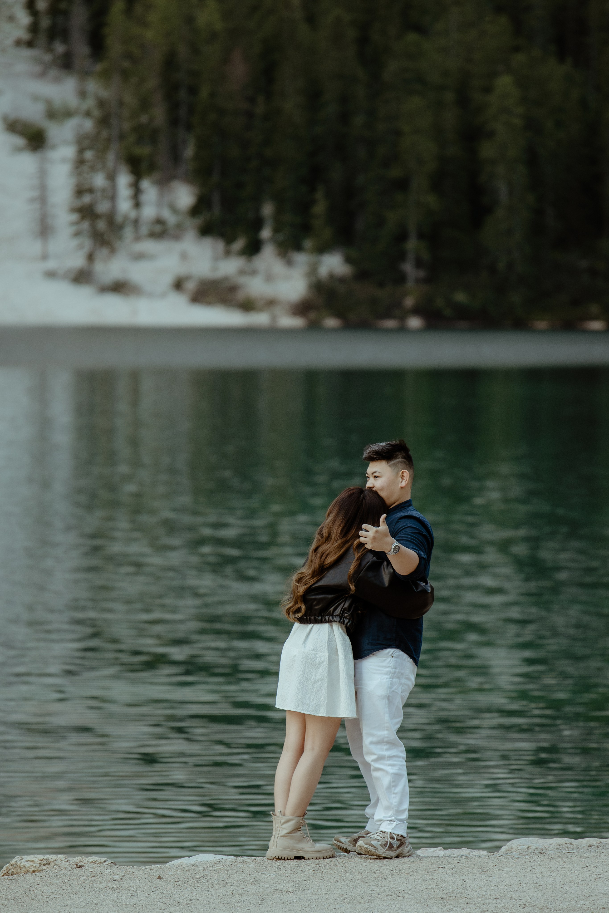 Sunrise proposal at Lago di Braies | Dreamy engagement in the Dolomites. Iceland elopement photographer & videographer