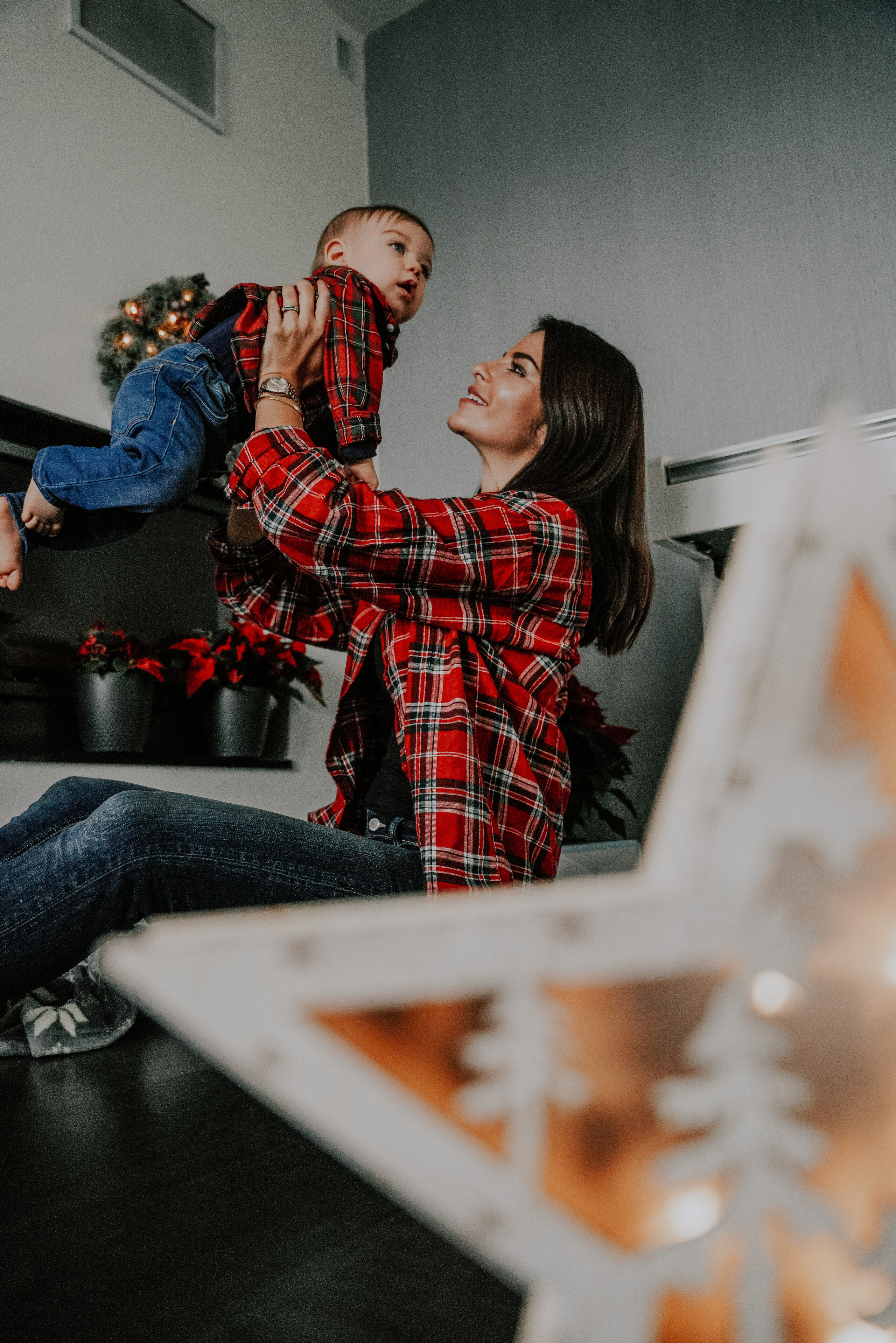 Christmas Family home photoshoot. Семейный фотограф Плзень Анита Дергачева