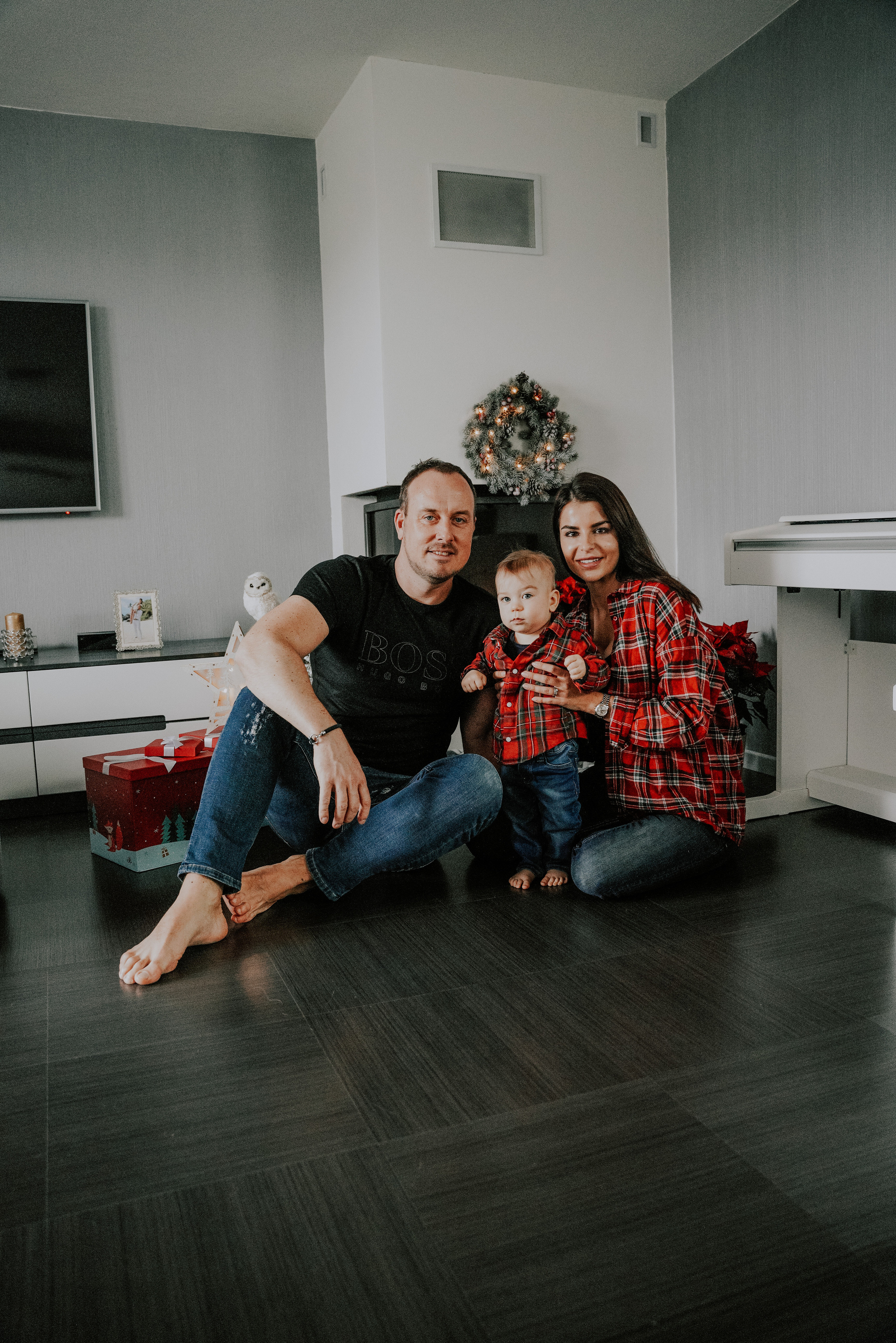 Christmas Family home photoshoot. Семейный фотограф Плзень Анита Дергачева